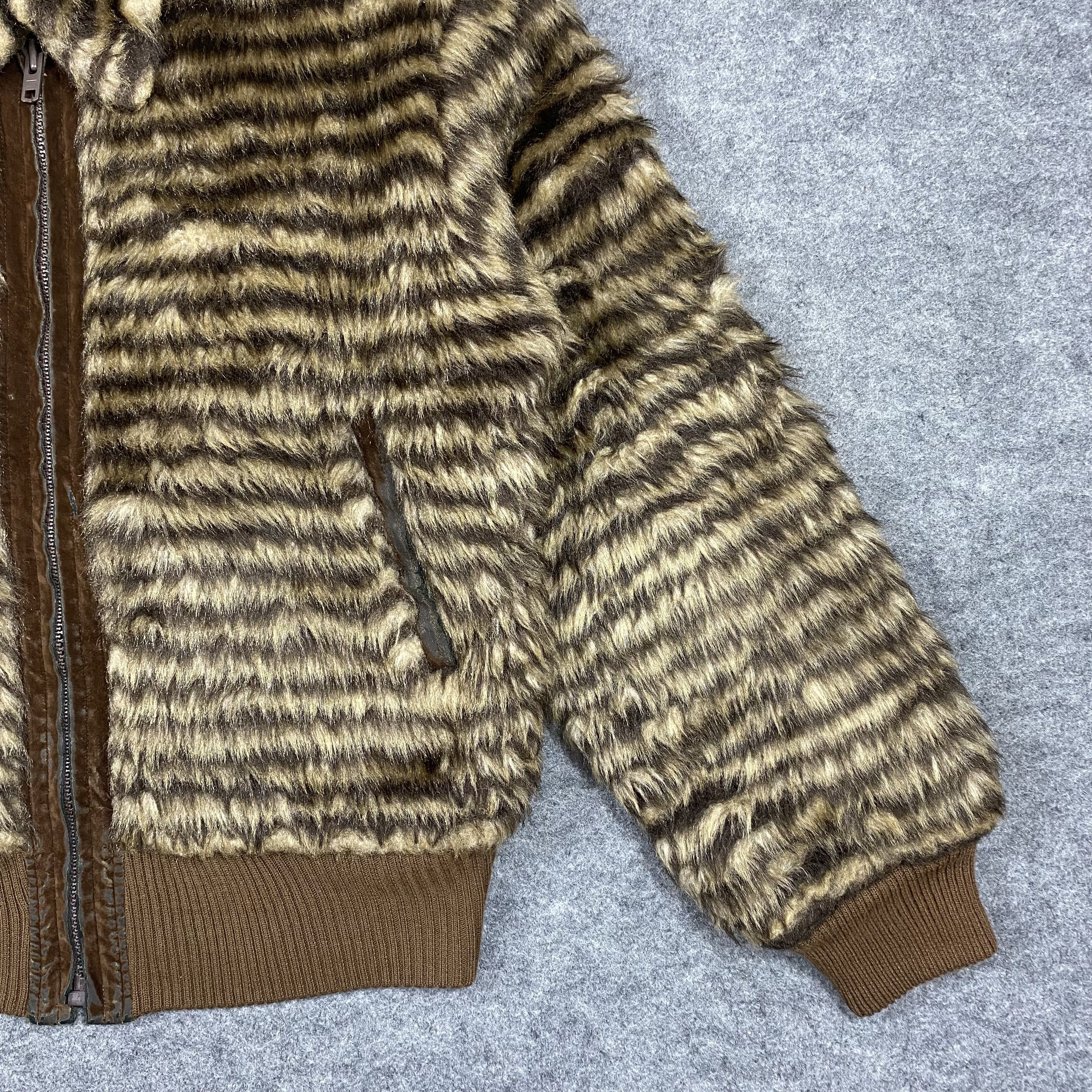 Issey Miyake Vintage 90s RIVER JAC Faux Fur Tiger Striped Jacket-J530 Size US M / EU 48-50 / 2 - 5 Thumbnail