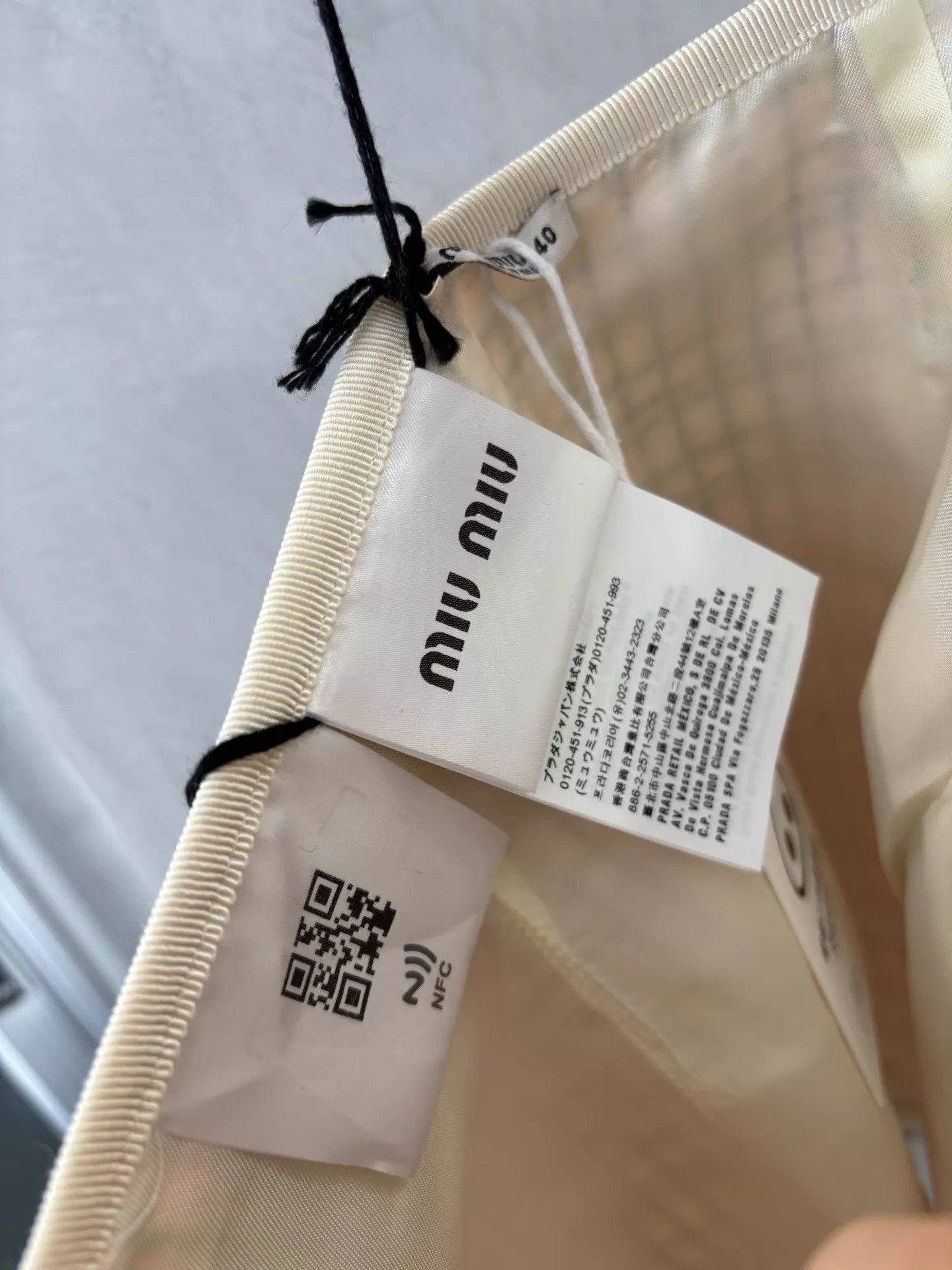 Miu Miu MIU MIU Pink Gold Buckle Double Pkt Skirt 38/40 NWT Size 26" / US 2 / IT 38 - 5 Thumbnail