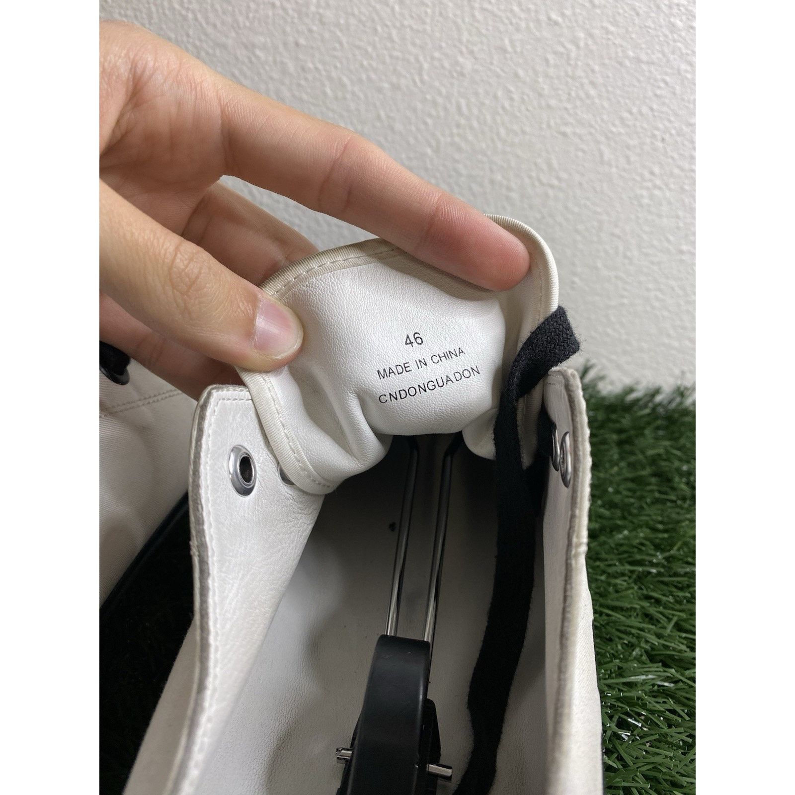 Burberry Burberry Two-Tone ‘white Black’ | ( Size 12-13 US ) Size US 13 / EU 46 - 8 Thumbnail