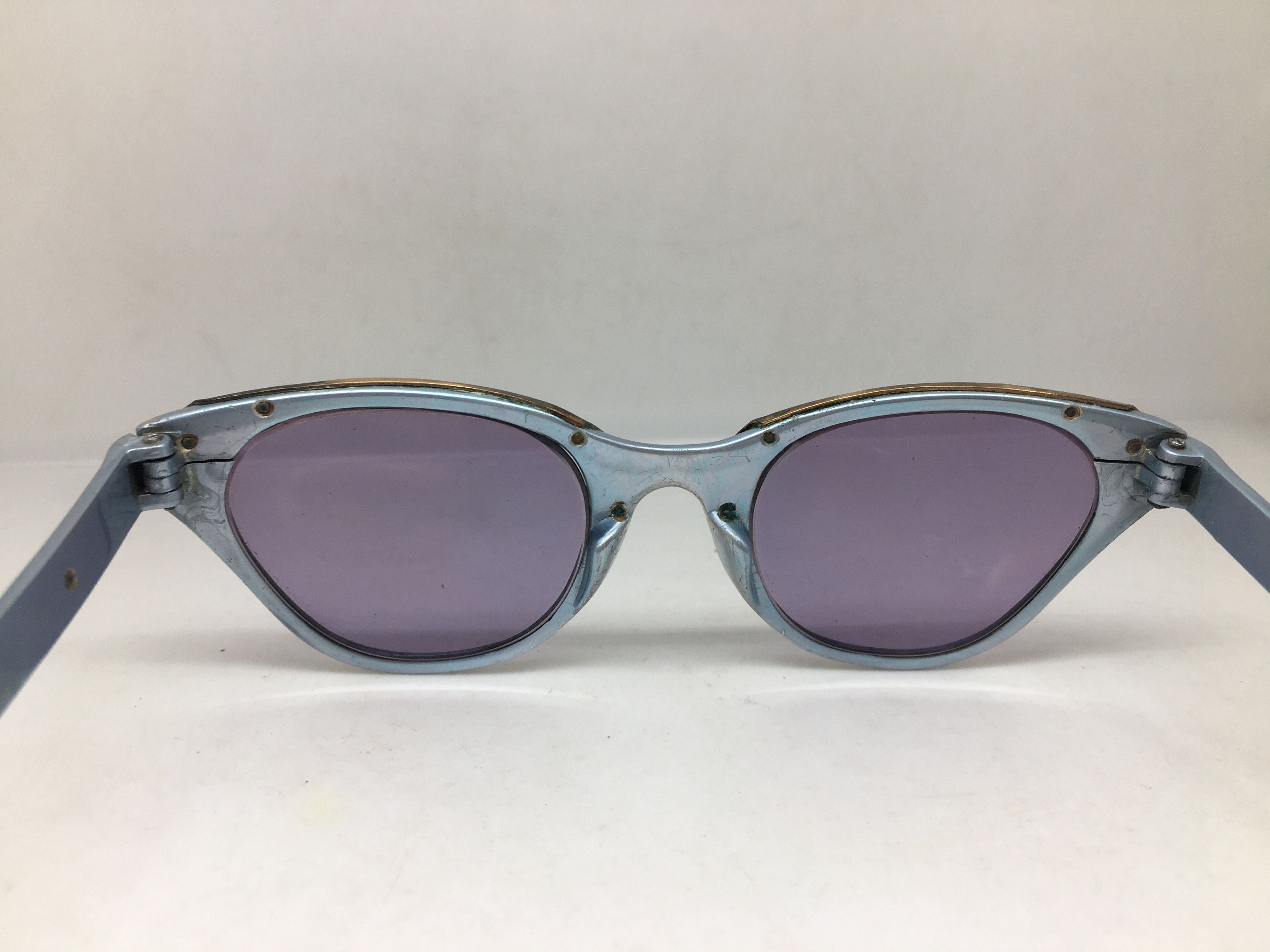Vintage Vintage 50s TURA Woman Aluminum Brown Cateye Sunglasses Size ONE SIZE - 5 Thumbnail