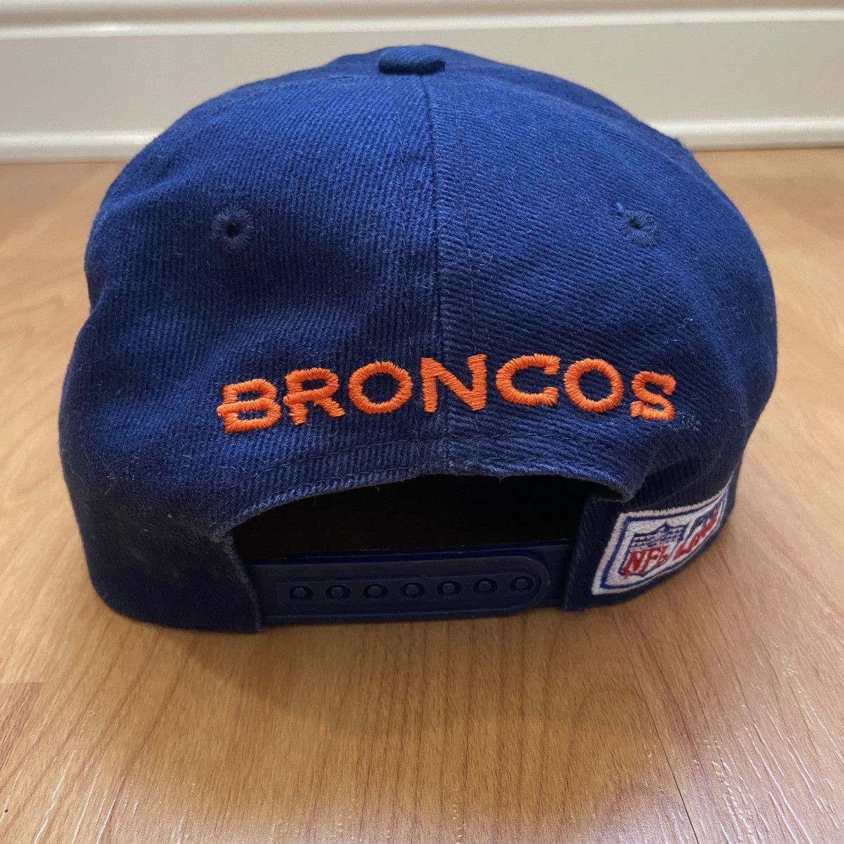 NFL × Nike × Vintage Vintage Nike Men’s NFL Denver Broncos Logo Snap Back Hat Size ONE SIZE - 4 Thumbnail