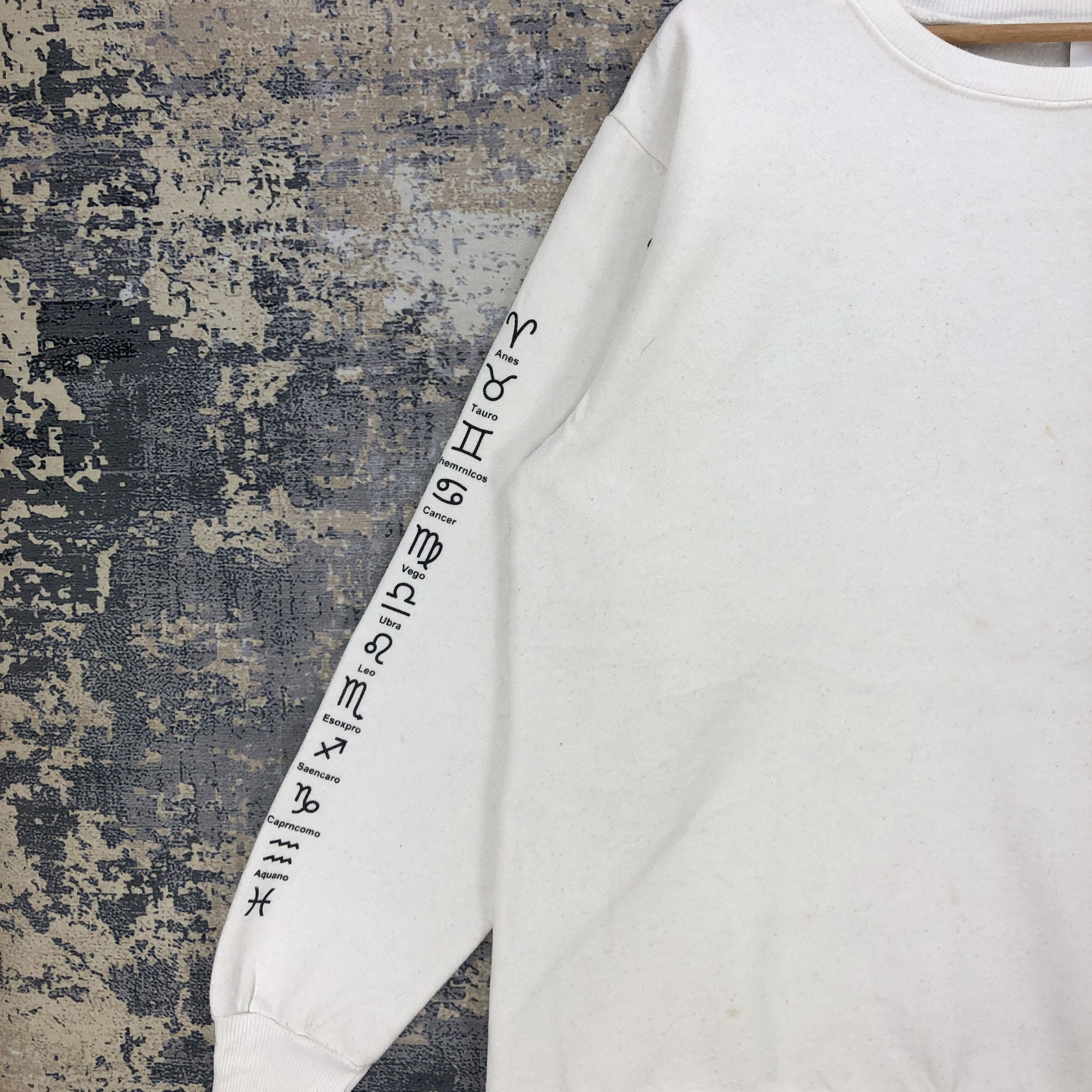 Japanese Brand Vintage Sun Medusa Sweater Horoscope Sweatshirt Jumper Size US M / EU 48-50 / 2 - 6 Thumbnail