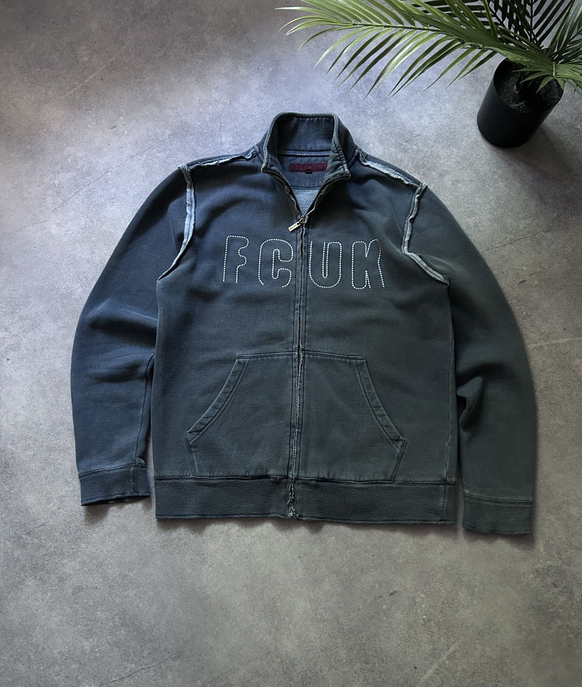 FCUK Vintage Fuck Jeans big logo distressed zip-sweatshirt y2k Size US M / EU 48-50 / 2 - 2 Thumbnail