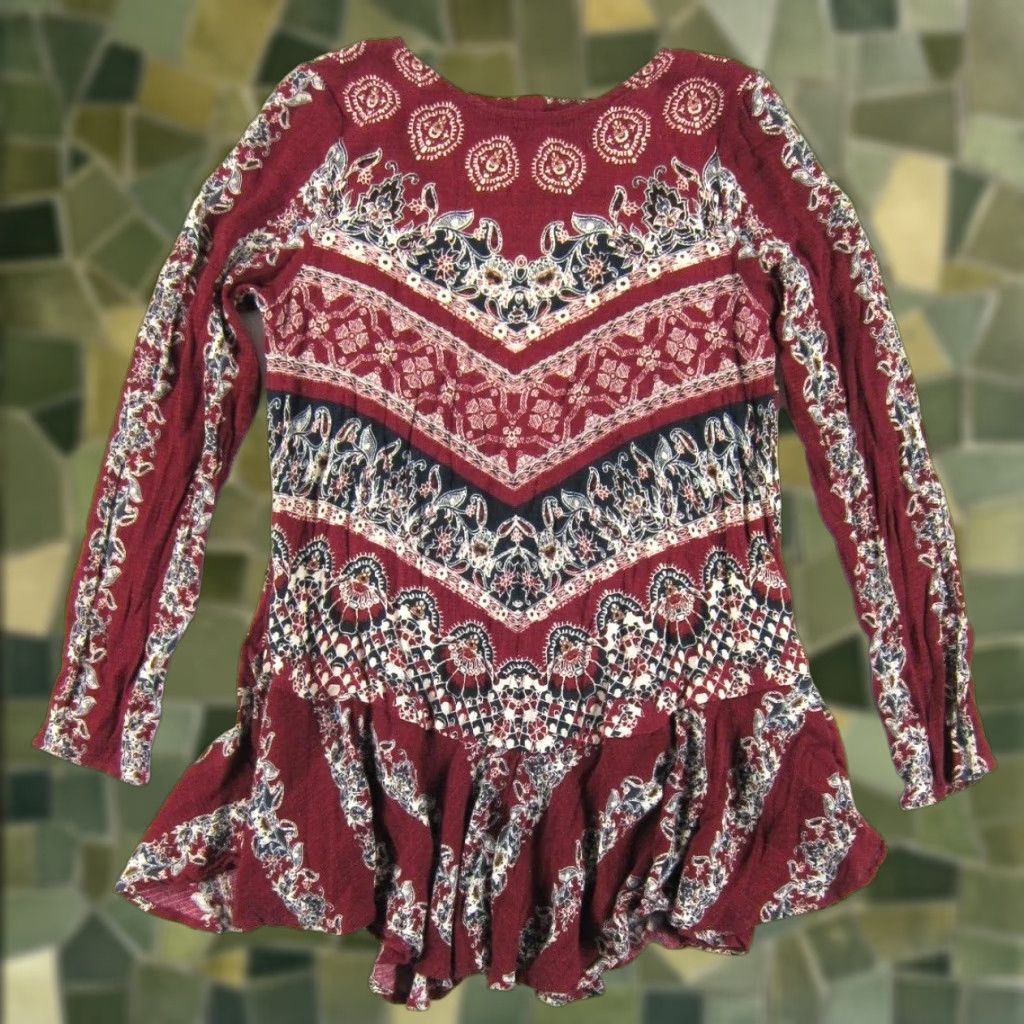 Free People Free People Red Black Ivory Batik Floral Long Sleeve Open Back Dress S-M Size S / US 4 / IT 40 - 1 Thumbnail