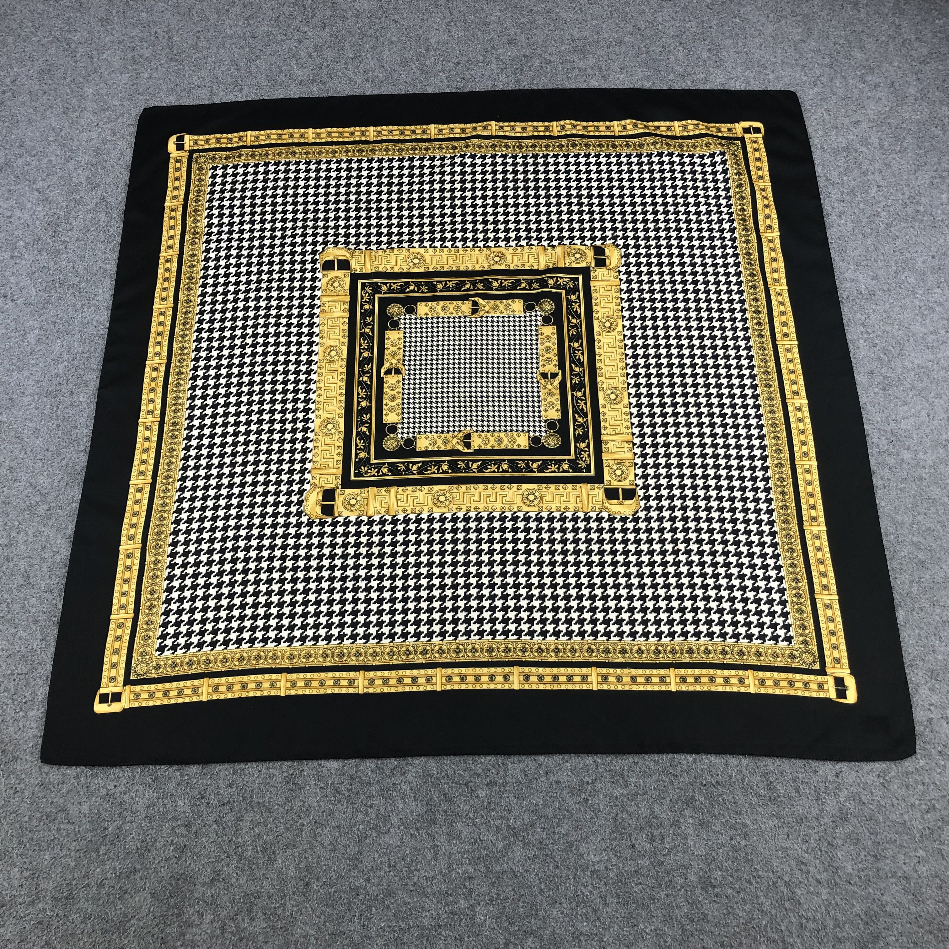 Vintage Gold Belt Houndstooth Square Scarf M351 Size ONE SIZE - 2 Thumbnail