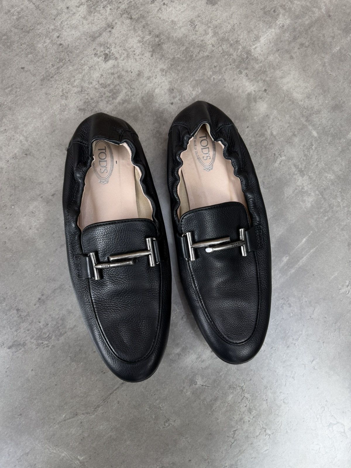 Tod's Tod’s Double T Black Leather Flats Loafers Size 37 1/2 Size US 7.5 / IT 37.5 - 1 Thumbnail