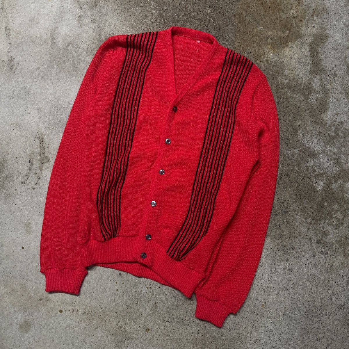 Vintage Vintage 60s Striped Red Black Acrylic Cardigan Mod Sweater Size US M / EU 48-50 / 2 - 4 Thumbnail