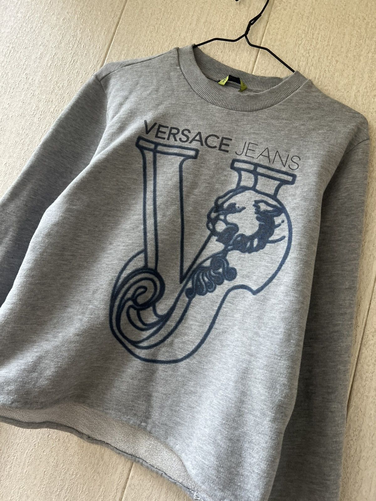 Versace Versace Jeans Vintage Tiger Sweatshirt Size US S / EU 44-46 / 1 - 2 Thumbnail