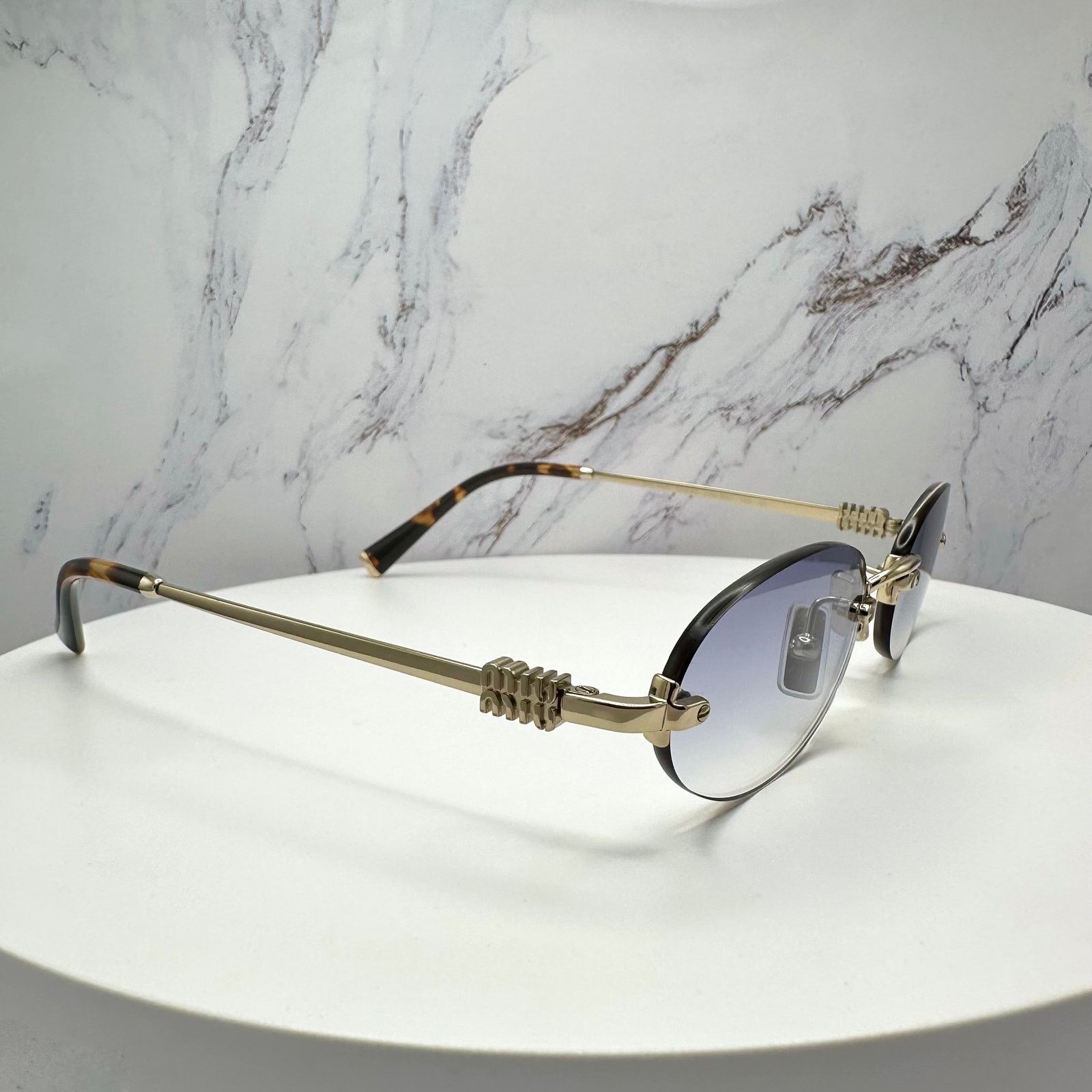 Miu Miu New MIU MIU Sunglasses Oval MU A54S Gold Rimless Gradient Size ONE SIZE - 3 Thumbnail
