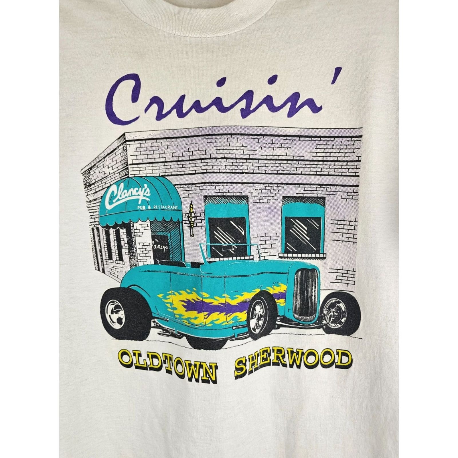Fruit Of The Loom VINTAGE 90' CRUISIN OLDTOWN SHERWOOD HOT ROD SINGLE STITCH T-SHIRT SZ XL Shirt Mens XL White Cotton Graphic Stitch Retro Cruisin 90s Shirts Size US XL / EU 56 / 4 - 2 Thumbnail