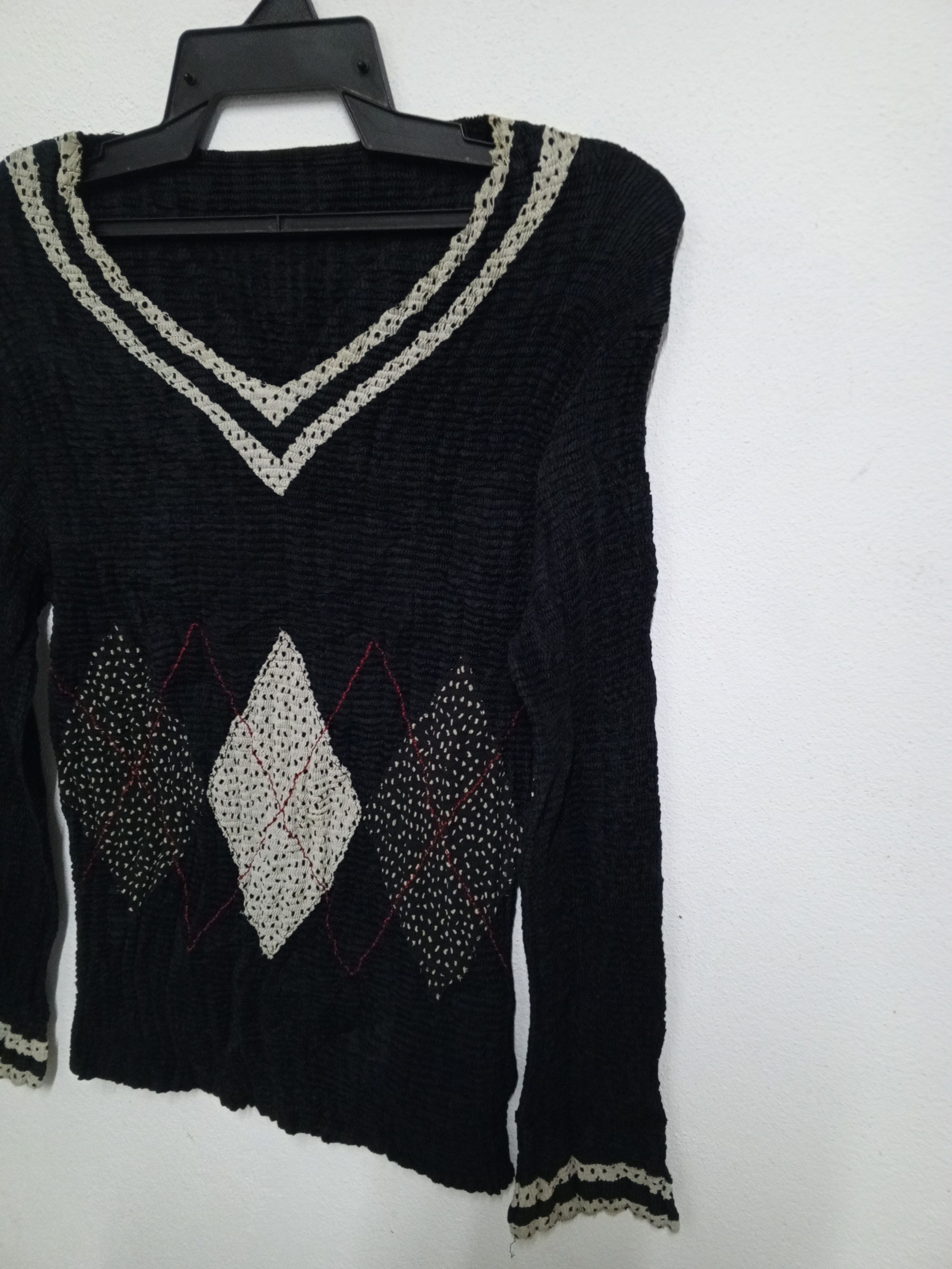 Aran Isles Knitwear { vtg Japan } Yukiko hanai knitwear rare Size XS / US 0-2 / IT 36-38 - 3 Thumbnail