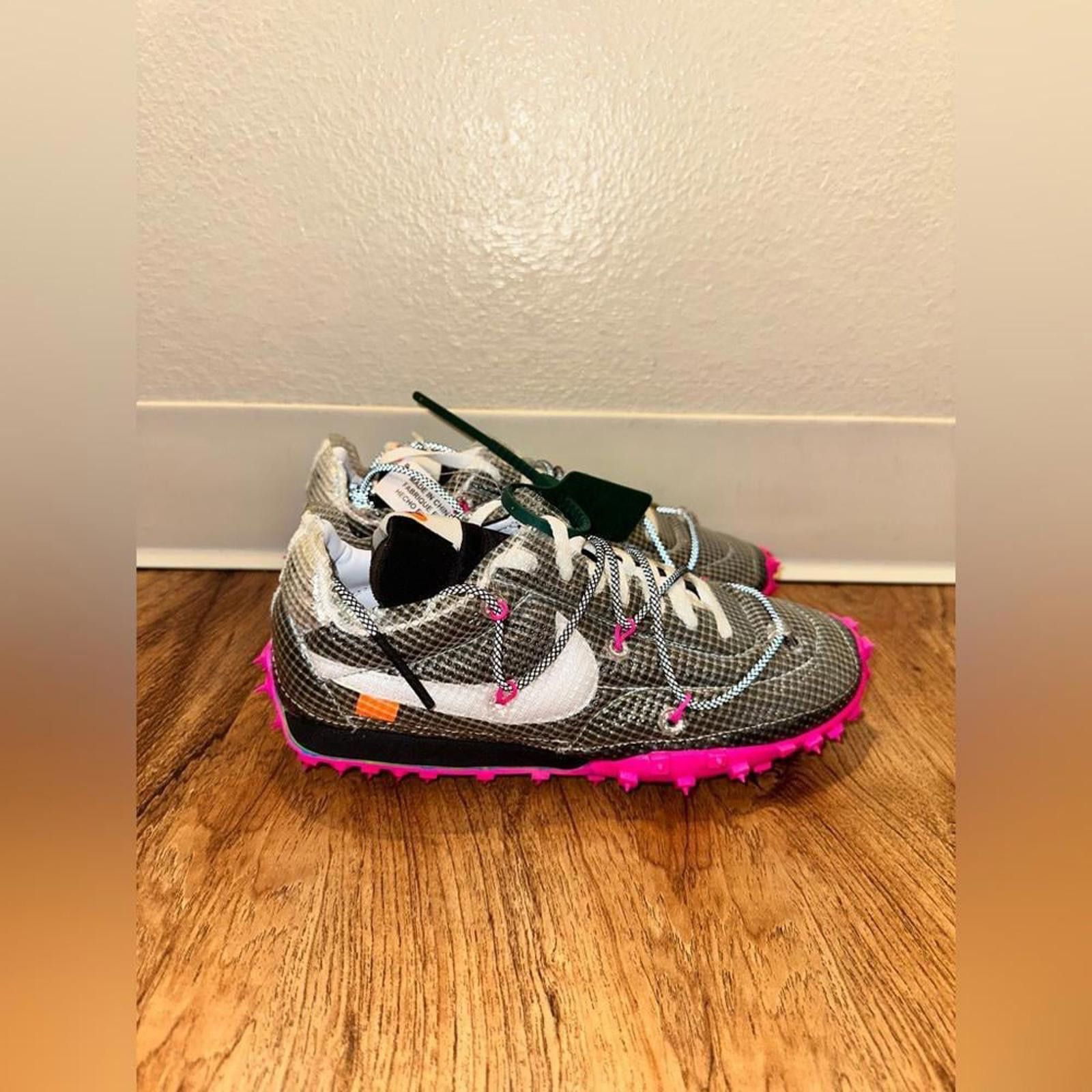 Nike Nike Waffle Racer Off-White Black (Women's) Size US 8 / IT 38 - 1 Thumbnail