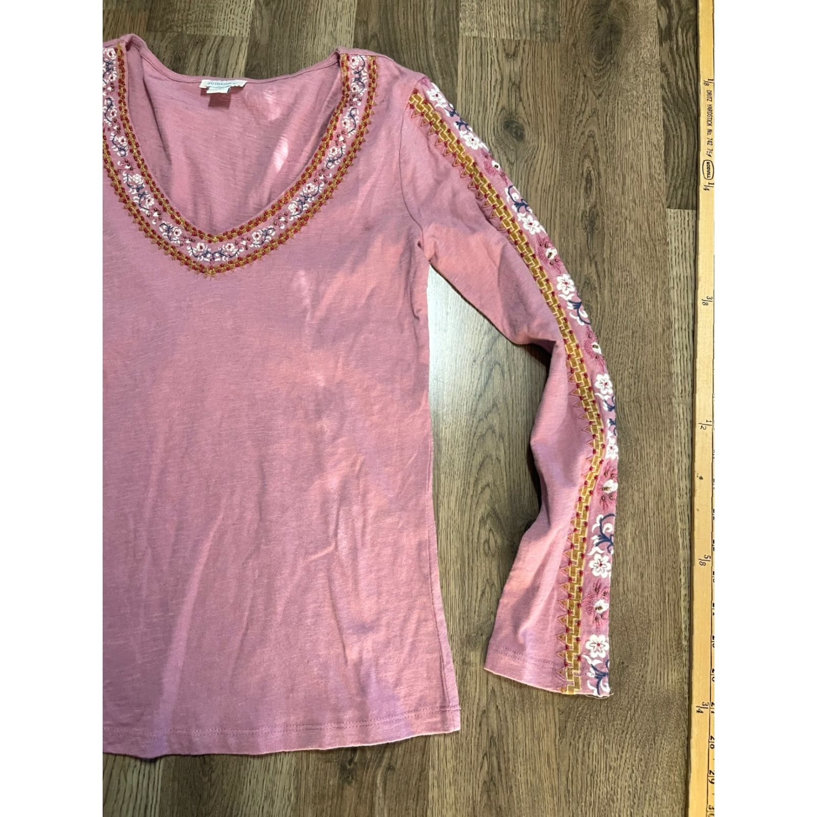 Vintage Sundance Shirt Women's XS Pink Long Sleeve V-Neck Floral Details Shirt Womens XS Pink Long Sleeve V-Neck Floral Details Size XS / US 0-2 / IT 36-38 - 4 Thumbnail