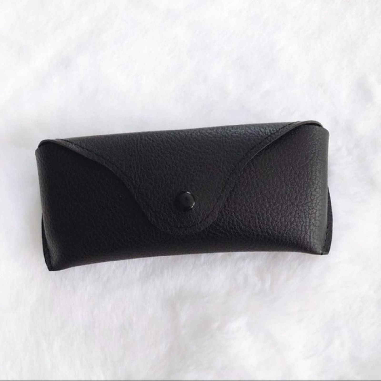 Other Wyatt Black Faux Leather Sunglass Case Size ONE SIZE - 1 Thumbnail
