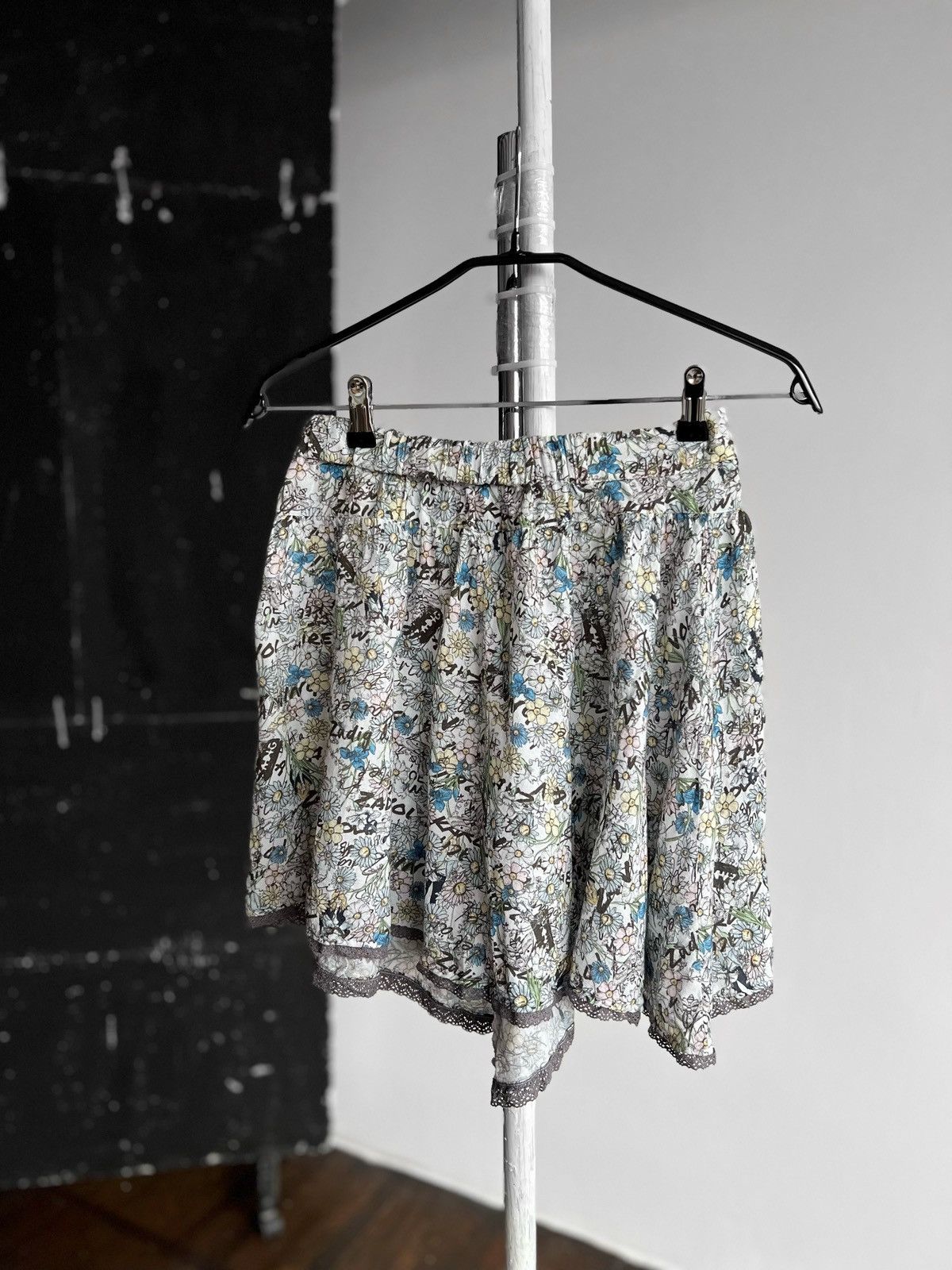 Designer × Zadig & Voltaire Zadig & Voltaire Womens Premium Floral Printed Mini Skirt Size 27" / US 4 / IT 40 - 3 Thumbnail