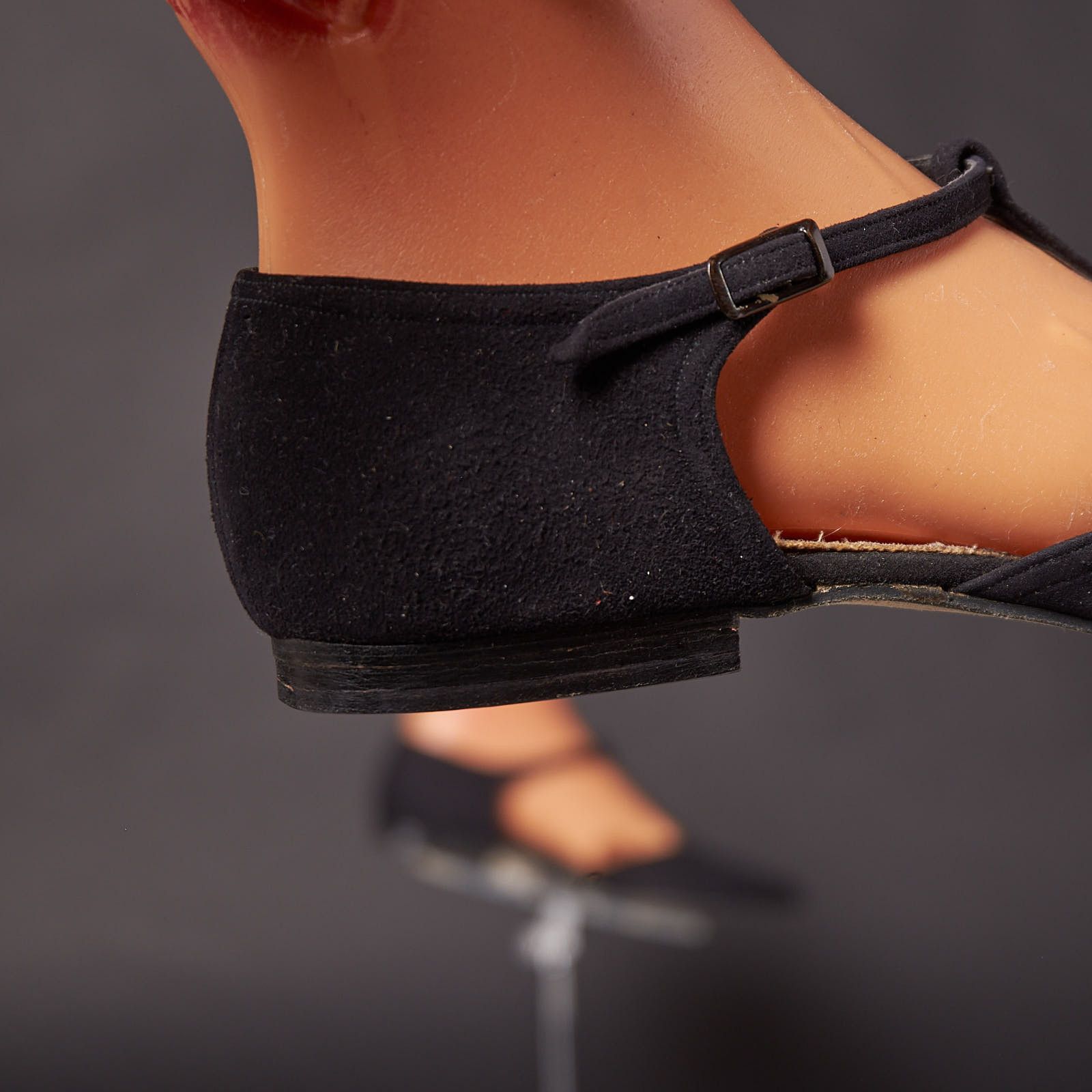 Vintage 1960s T Strap Black Pointy Flats Shoes Size US 8 / IT 38 - 8 Thumbnail