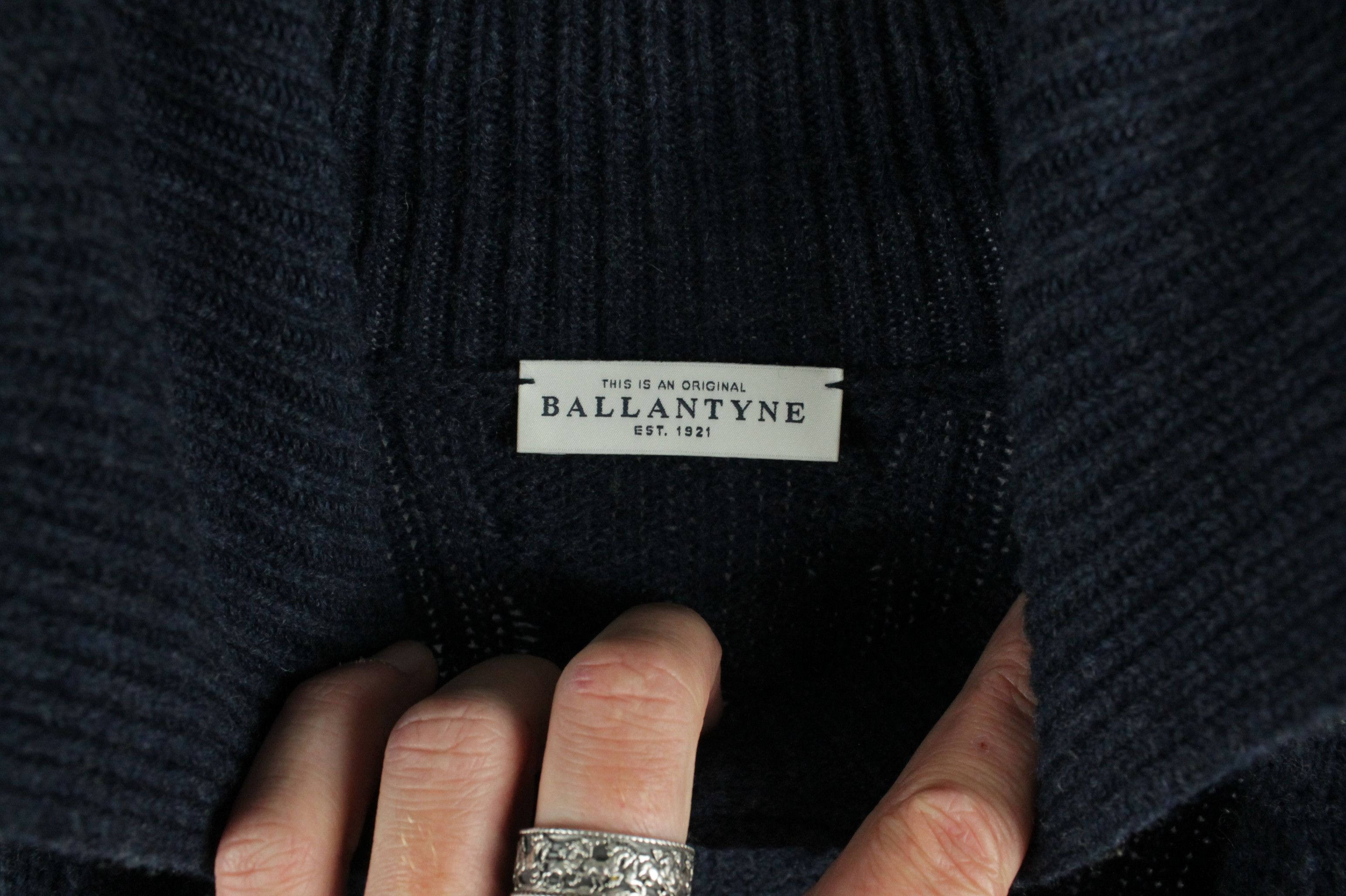 Ballantyne Ballantyne Cable Knit Navy Wool Sweater Women's Size M / US 6-8 / IT 42-44 - 10 Thumbnail