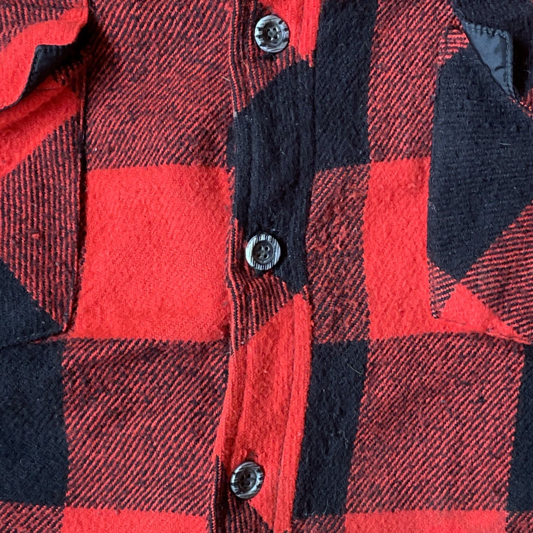 Vintage VINTAGE Montgomery Ward Mens L Button Up Red Buffalo Plaid Lined Jacket VTG Shirt 1980s Mens Size US L / EU 52-54 / 3 - 6 Thumbnail