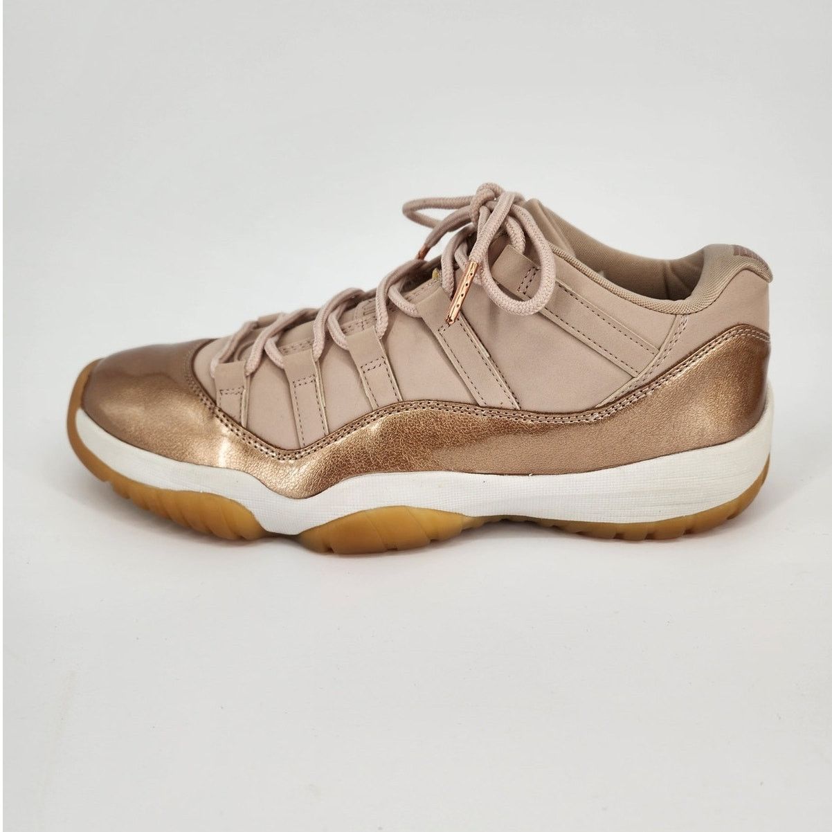 Nike Jordan 11 Retro Low Rose Gold Sneakers Women's Size 9.5 Size US 9.5 / IT 39.5 - 9 Thumbnail