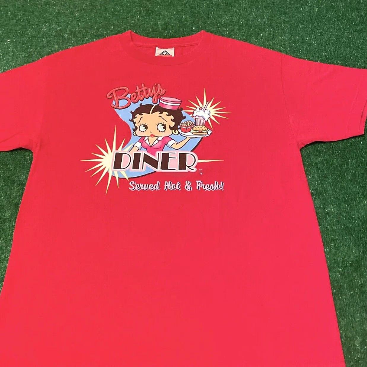 Vintage VINTAGE 90s Betty Boop Diner Shirt Mens L Red VTG Cartoon Bettys Diner 2000s Shirt Mens Size L Size US L / EU 52-54 / 3 - 3 Thumbnail