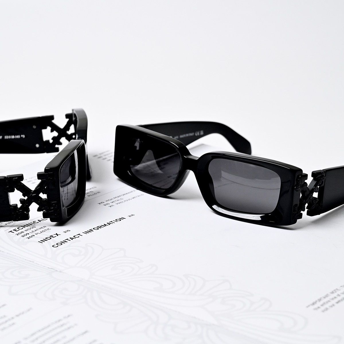 Off-White OFF WHITE ROMA SUNGLASSES Size ONE SIZE - 9 Thumbnail