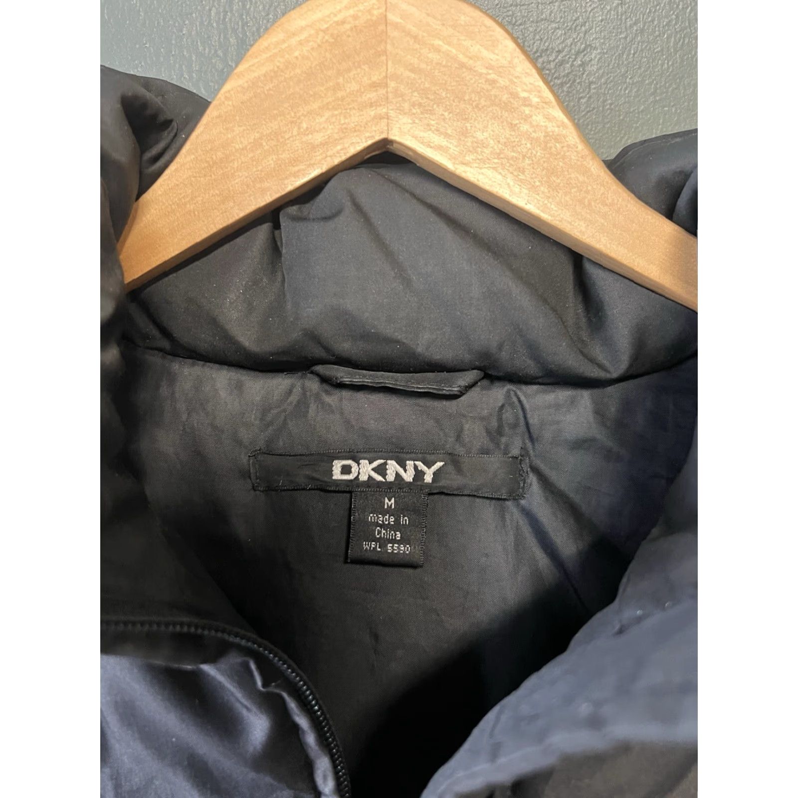 DKNY VINTAGE DKNY Womens Black Full Zip Quilted Duck Down Puffer Jacket Hooded Size M Womens Size M / US 6-8 / IT 42-44 - 3 Thumbnail