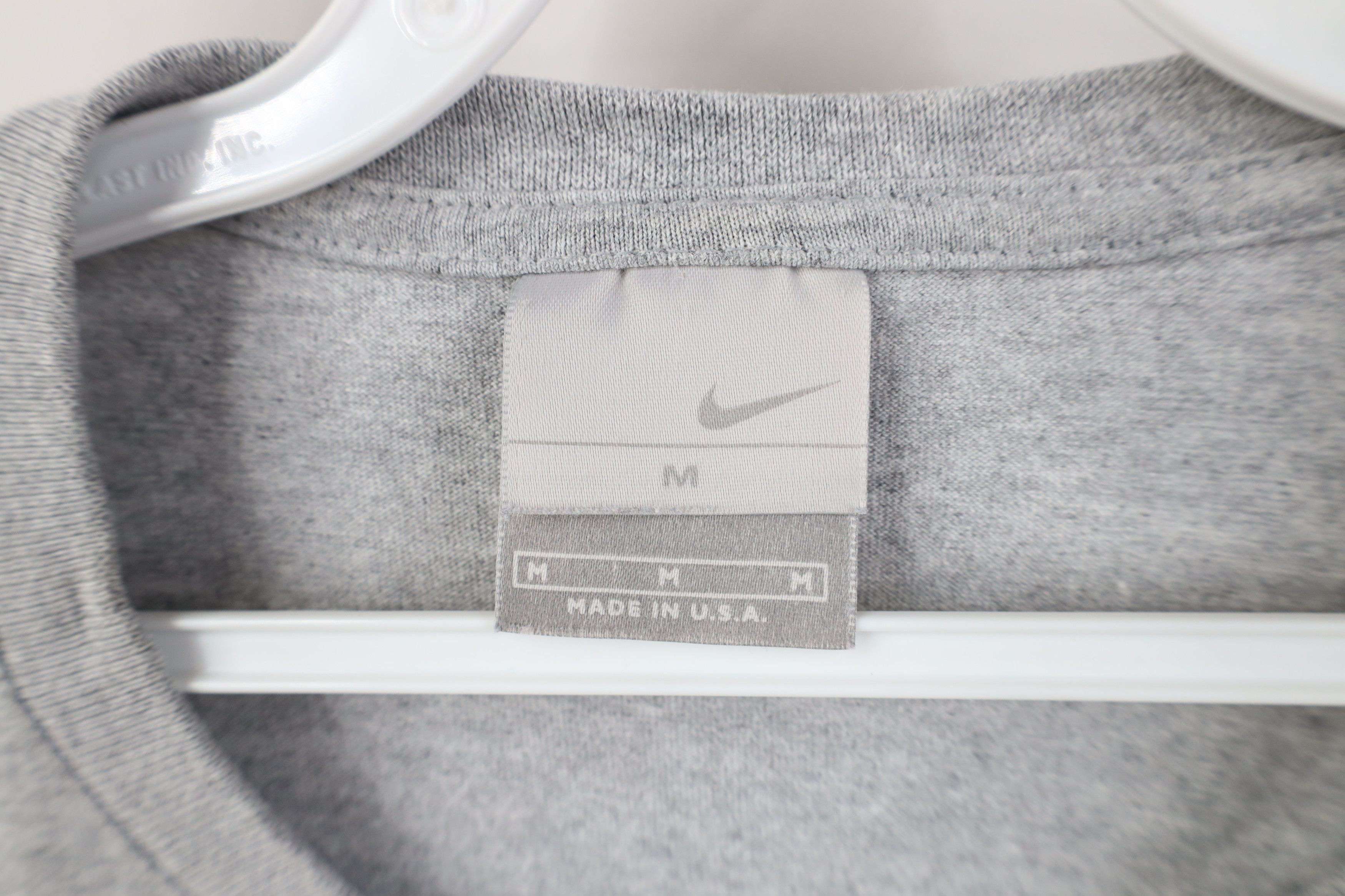 Nike Vintage Nike Air Scott Center Swoosh Long Sleeve T-Shirt USA Size US M / EU 48-50 / 2 - 7 Thumbnail