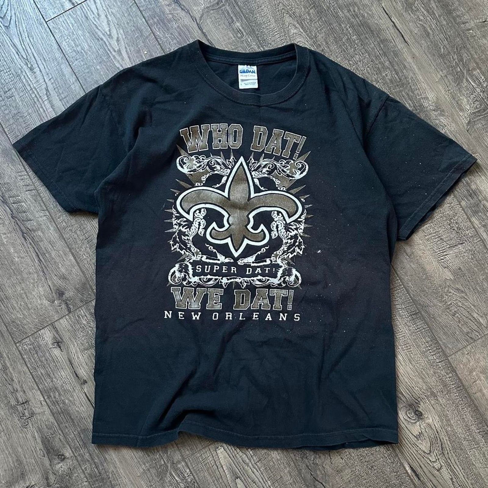 NFL Vintage 00s Black Faded New Orleans Saints NFL Football Tee Size US L / EU 52-54 / 3 - 3 Thumbnail