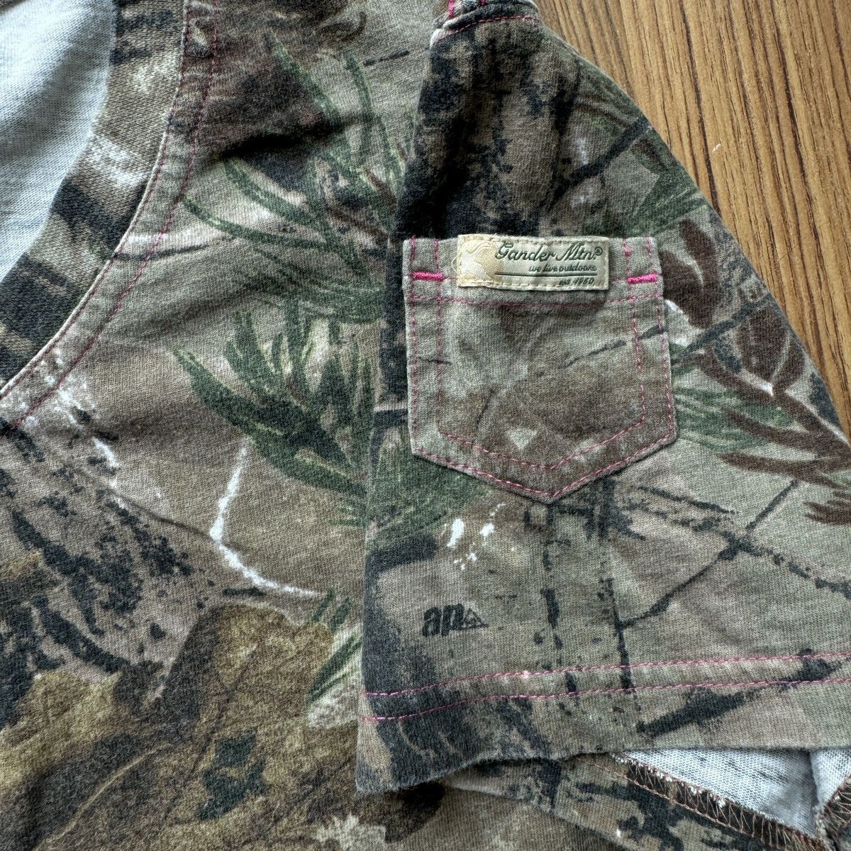 Carhartt × Realtree × Vintage Realtree Mossy oak Camo crazy Y2K streetwear style 2000s Size L / US 10 / IT 46 - 3 Thumbnail