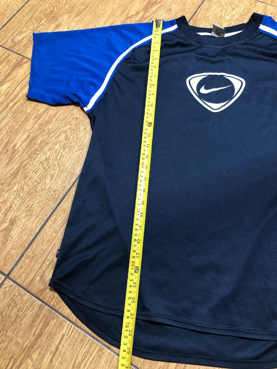 Nike Vintage Nike Y2K Logo Training Jersey Size L Size US L / EU 52-54 / 3 - 9 Thumbnail