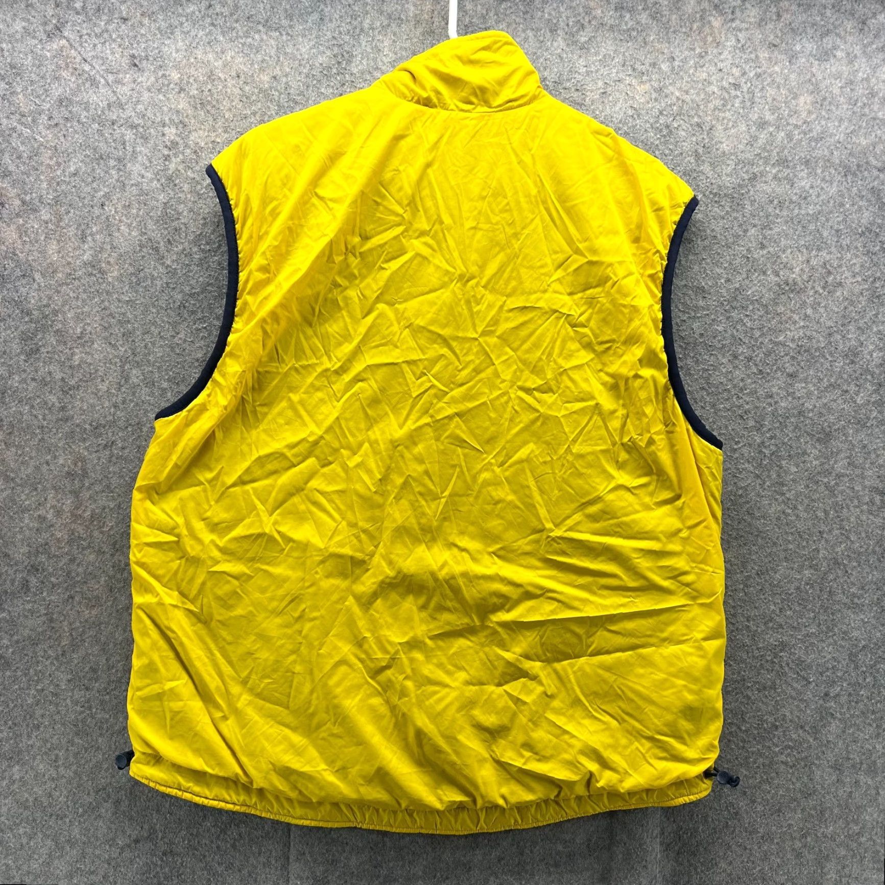 Ralph Lauren VINTAGE Ralph Lauren Sport Vest Men Large Yellow Full Zip Polartec Reversible USA Vtg Size US L / EU 52-54 / 3 - 2 Thumbnail