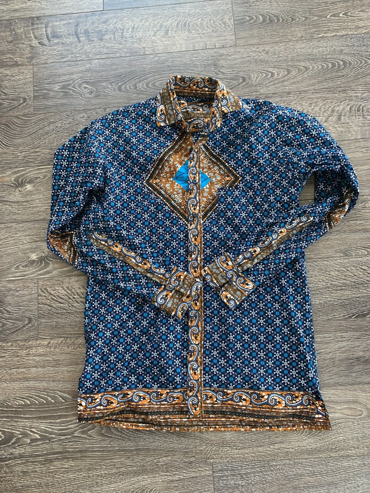 Vintage Arab Top with Snowflake design Size US L / EU 52-54 / 3 - 1 Thumbnail