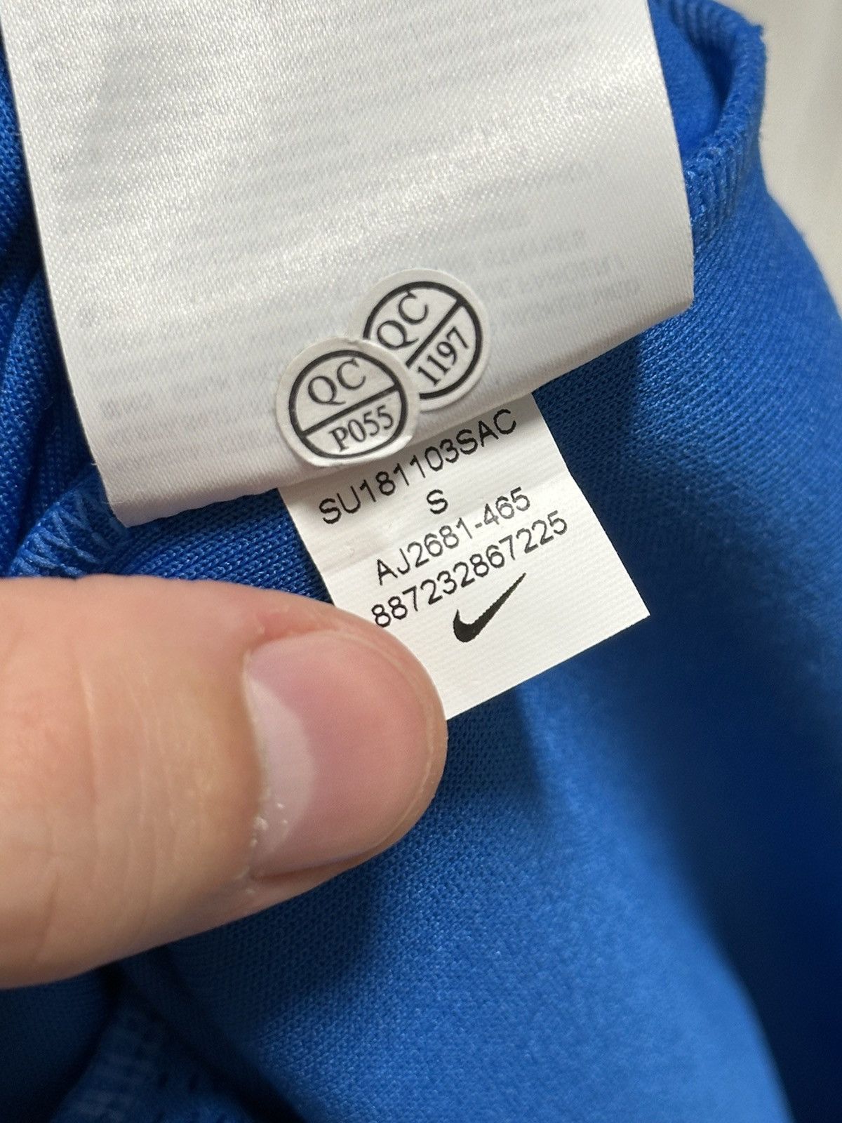 Nike Nike Taped Stripe Track Jacket Full Zip Swoosh Logo Size US S / EU 44-46 / 1 - 8 Thumbnail