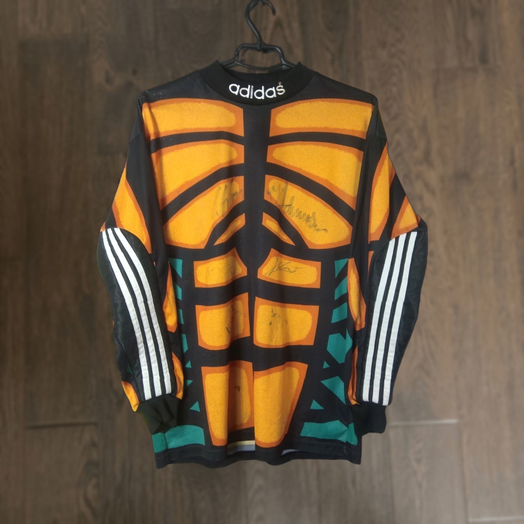 Adidas Vintage 90s Buffalo Blizzard tops long sleeve adidas jersey