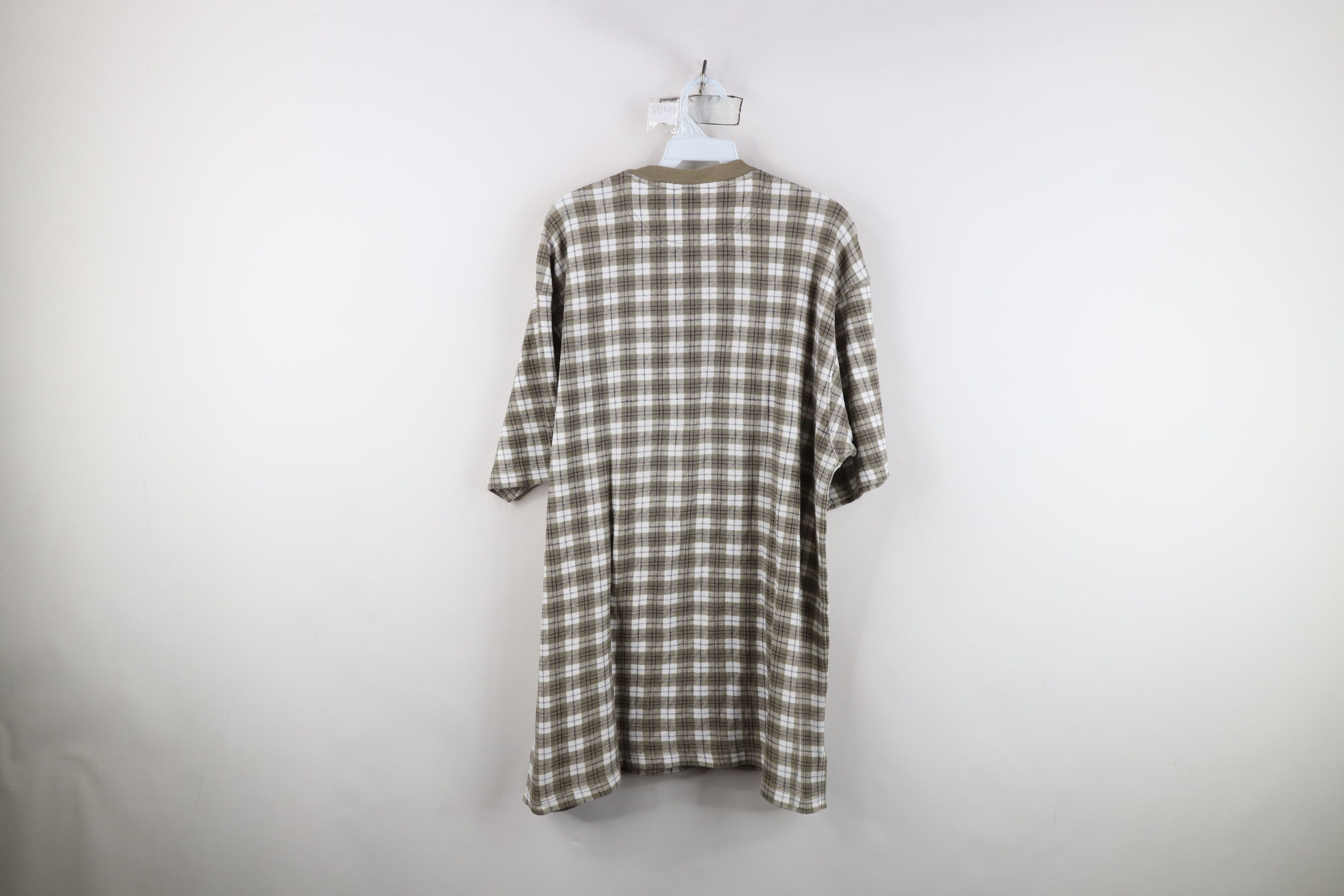 Vintage Vintage 90s Streetwear Thermal Knit Henley T-Shirt Plaid USA Size US M / EU 48-50 / 2 - 7 Thumbnail