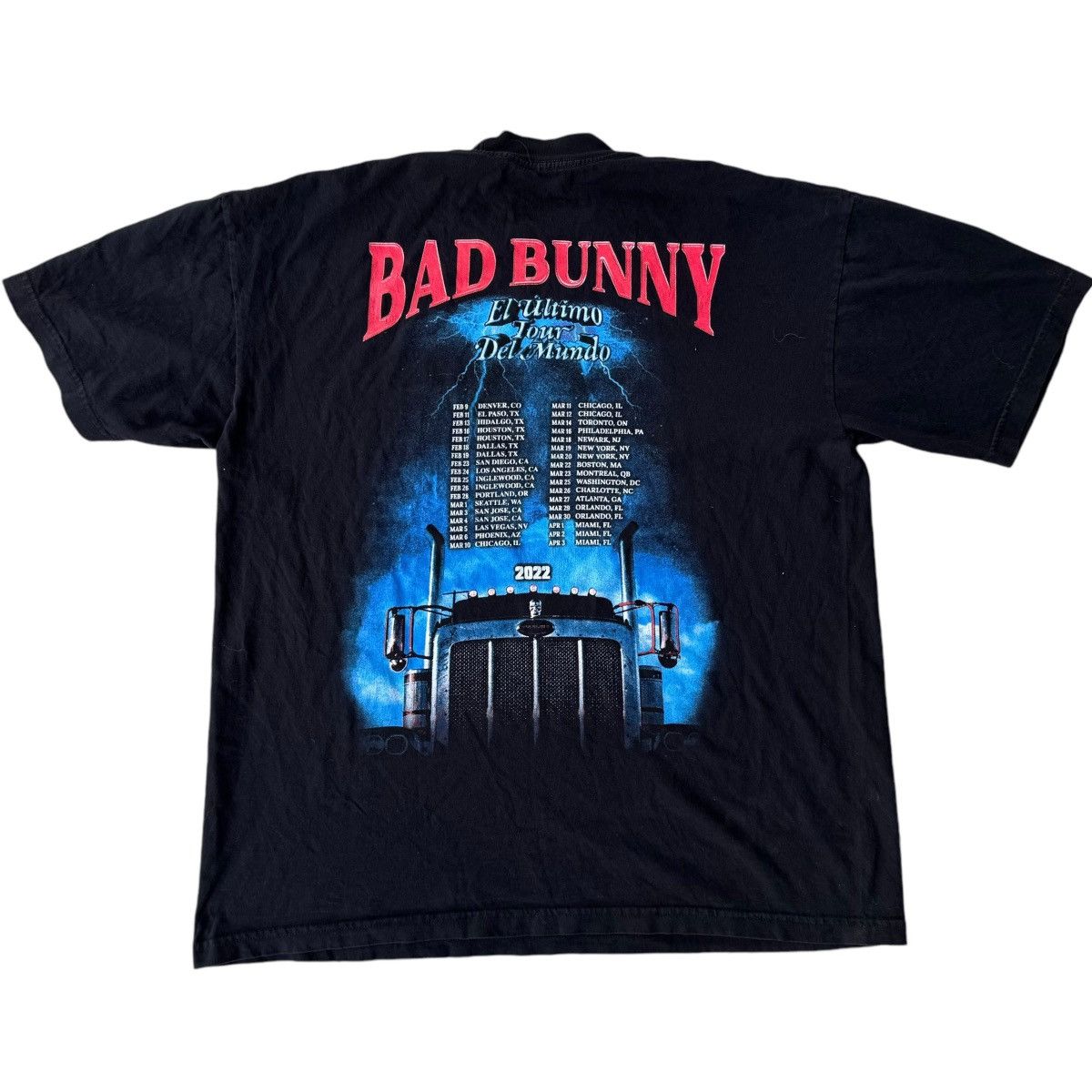 BAD BUNNY 限定ライブTシャツ M BUNNY BAD 限定ライブTシャツ M
