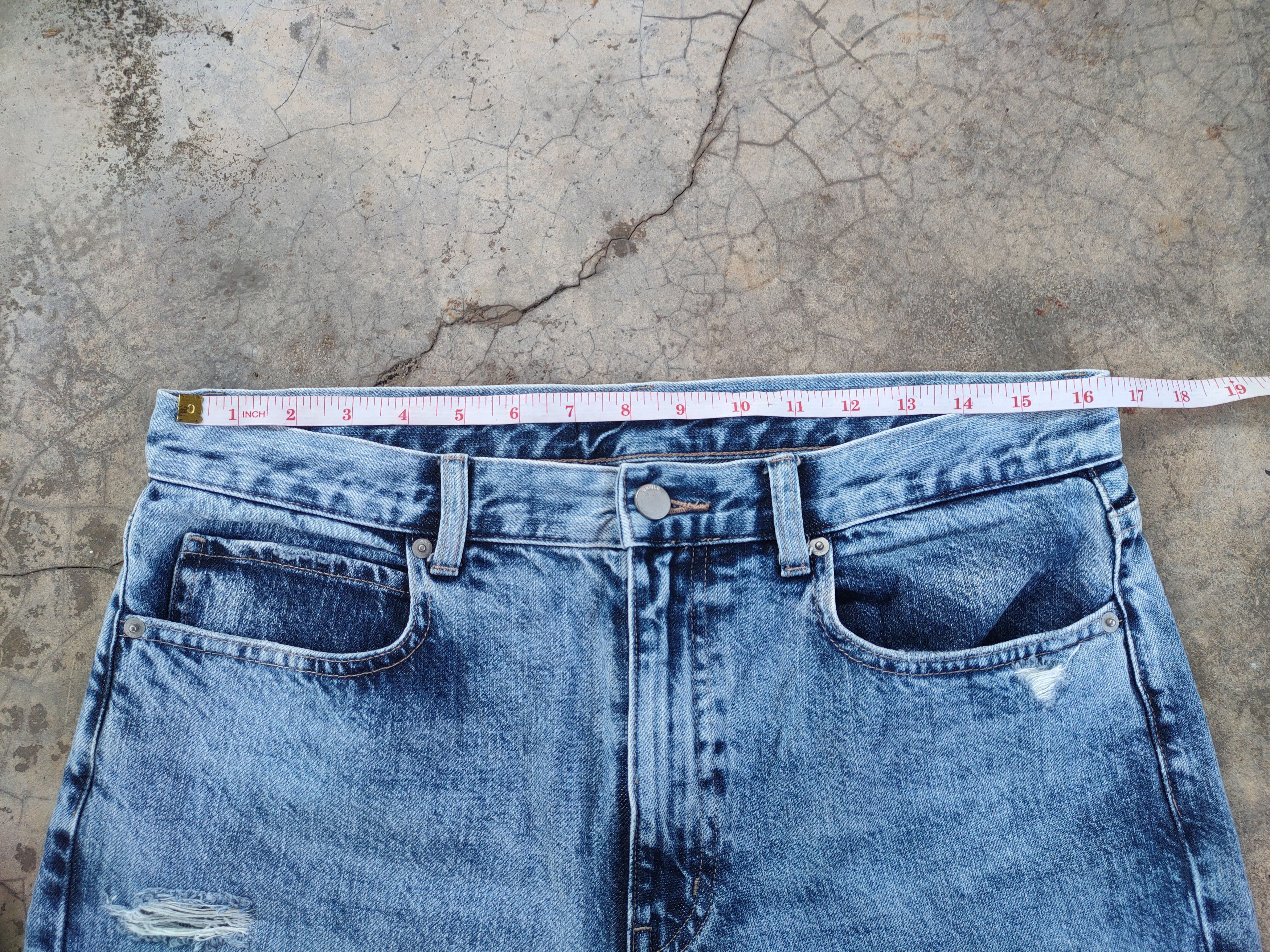 Japanese Brand VINTAGE JAPANESE DISTRESSED FADED JEANS PANTS Size US 33 - 5 Thumbnail