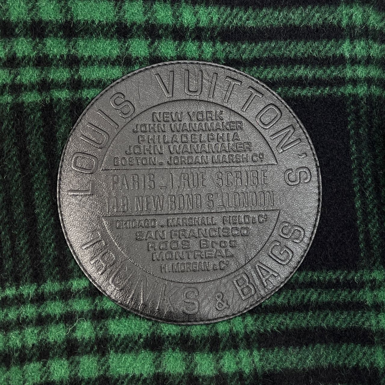 Louis Vuitton Louis Vuitton Green plaid leather badge logo wool alpaca ho Size US S / EU 44-46 / 1 - 8 Thumbnail