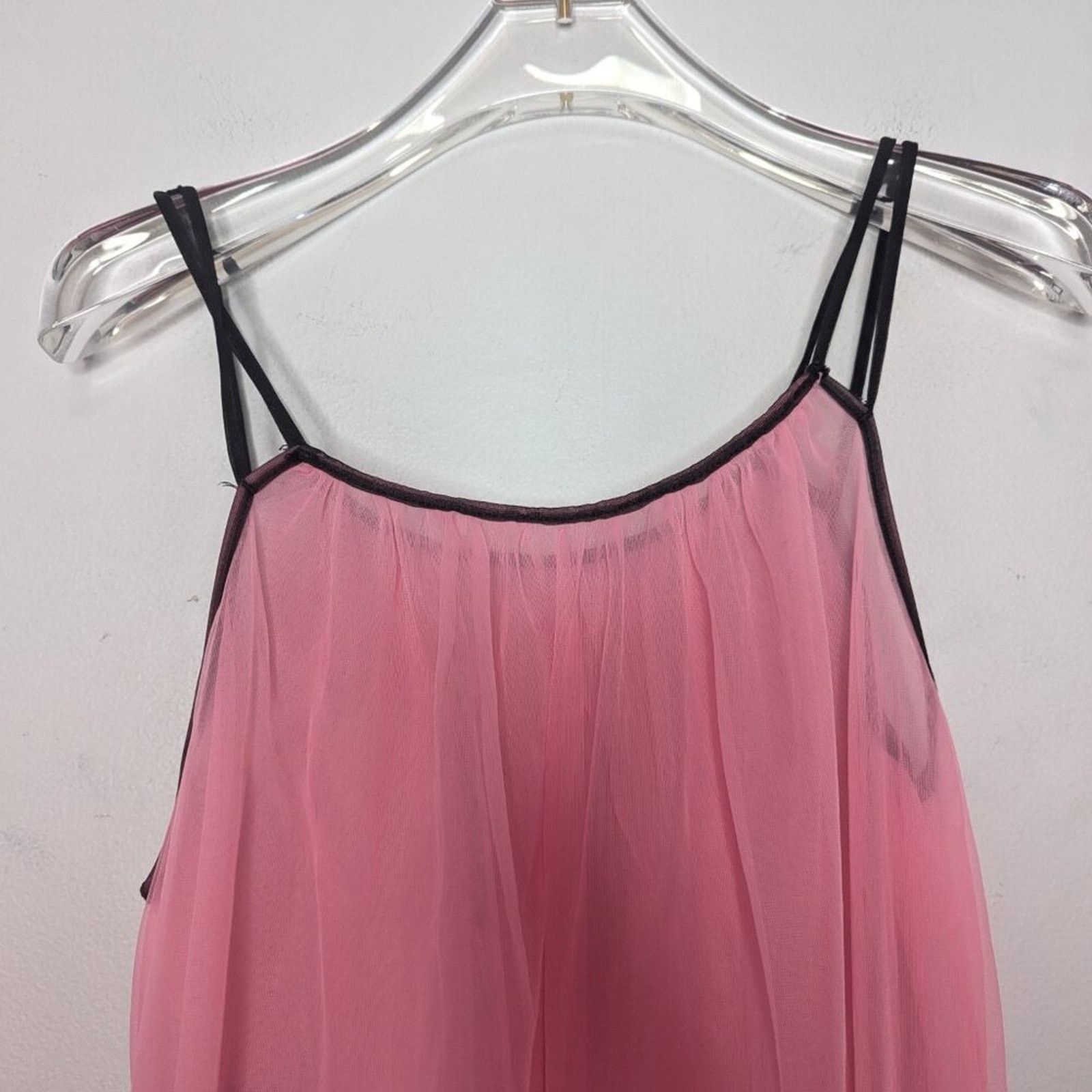 Vintage Vintage 60s Bright Pink Nightgown Black Lace Trim Sleeveless Size M / US 6-8 / IT 42-44 - 4 Thumbnail