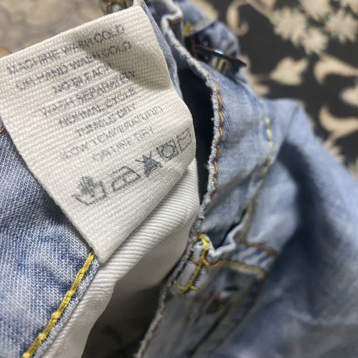 Evisu Evisu Light Denim Flare Jeans Thrashed Size 30" / US 8 / IT 44 - 21 Thumbnail