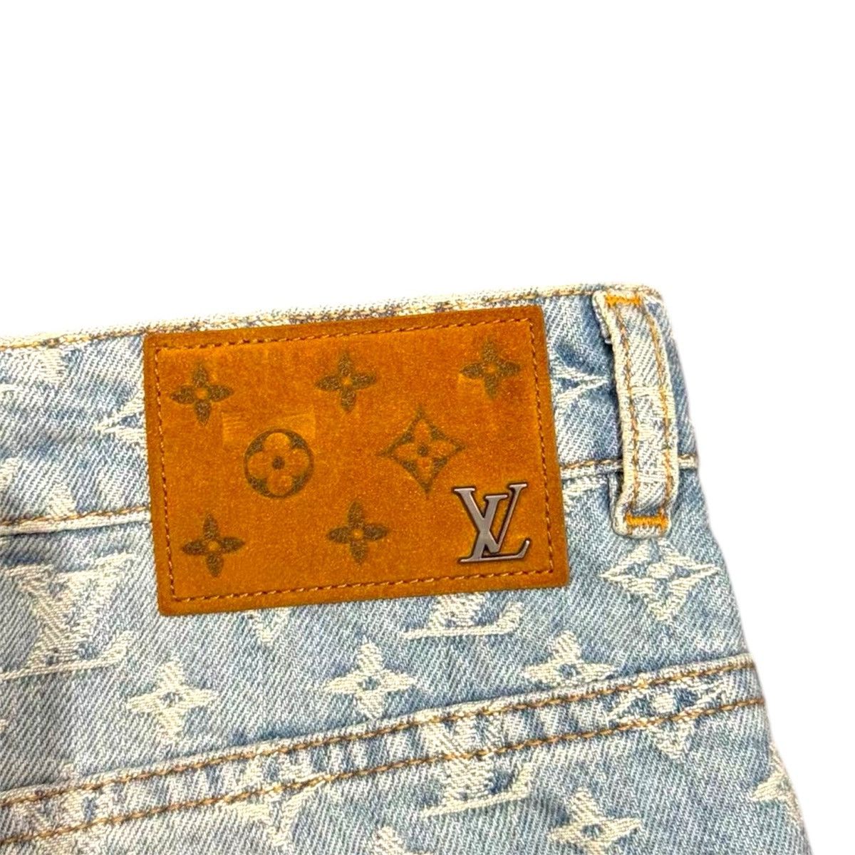 Louis Vuitton LOUIS VUITTON Graffiti 36 Blue Monogram Denim Jeans Size US 36 / EU 52 - 4 Thumbnail