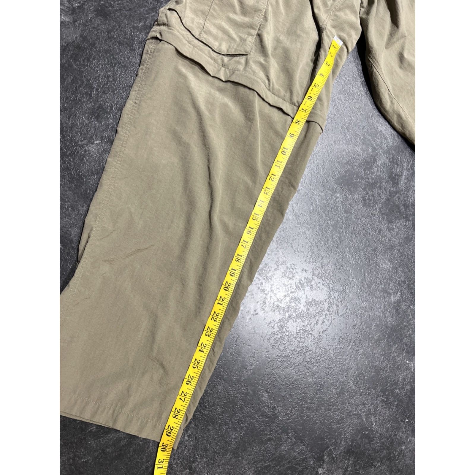 Vintage VINTAGE Columbia Mens Cargo Pants Windbreaker 2XL Olive Lightweight Convertible 30" Fall Winter Outdoor Size US 39 - 5 Thumbnail