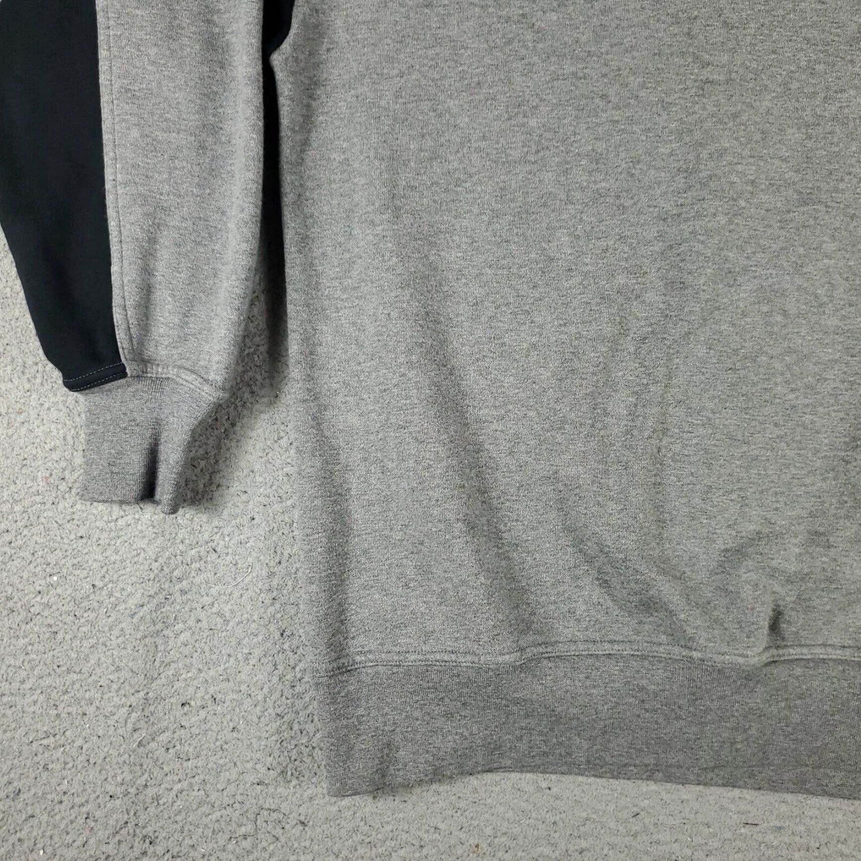 Nike Nike Womens Small Gray Sweater Oversized Swoosh Pullover Sweatshirt Size S / US 4 / IT 40 - 3 Thumbnail