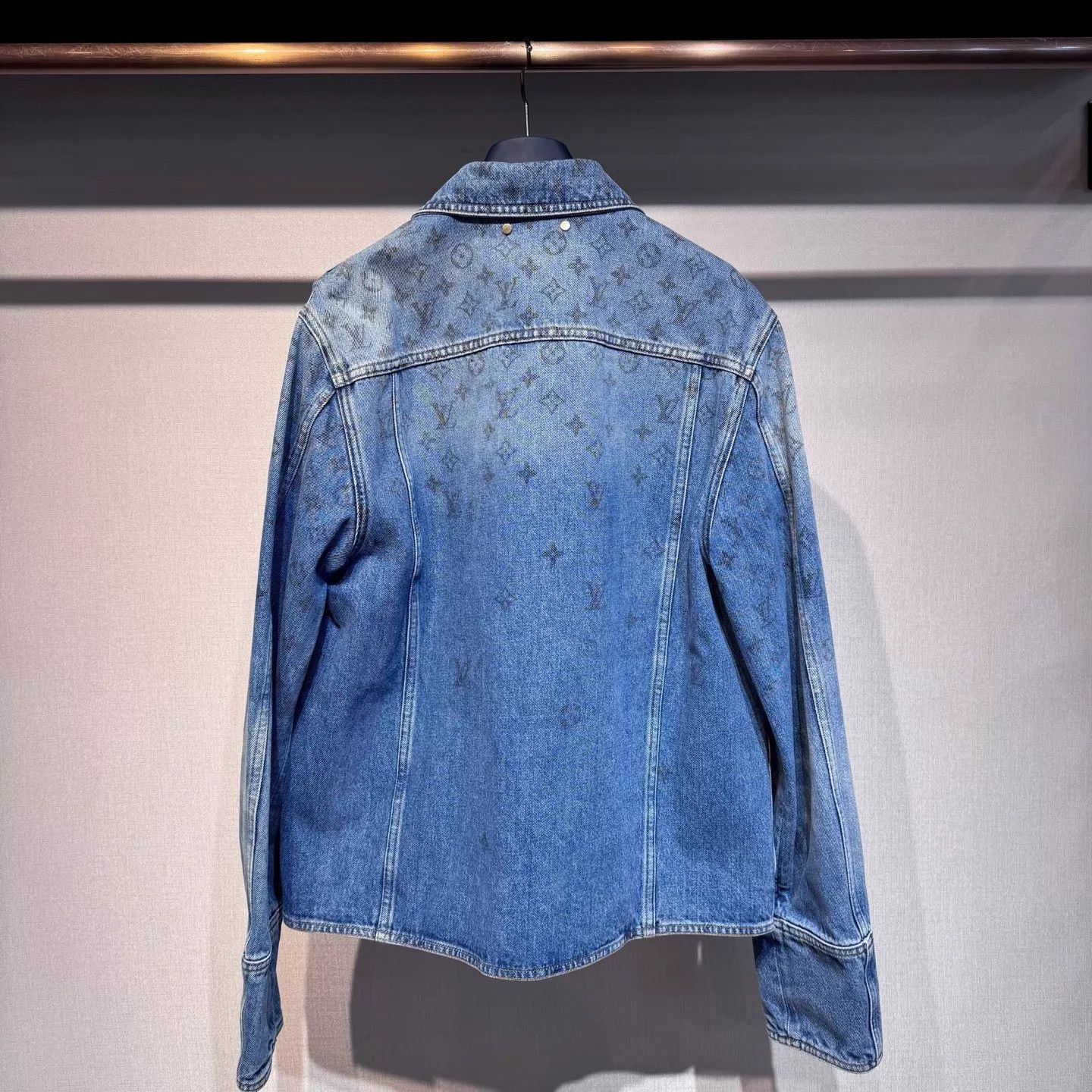 Louis Vuitton LV Washed Blue Distressed Monogram Grad Jkt 50 New Size US M / EU 48-50 / 2 - 2 Thumbnail