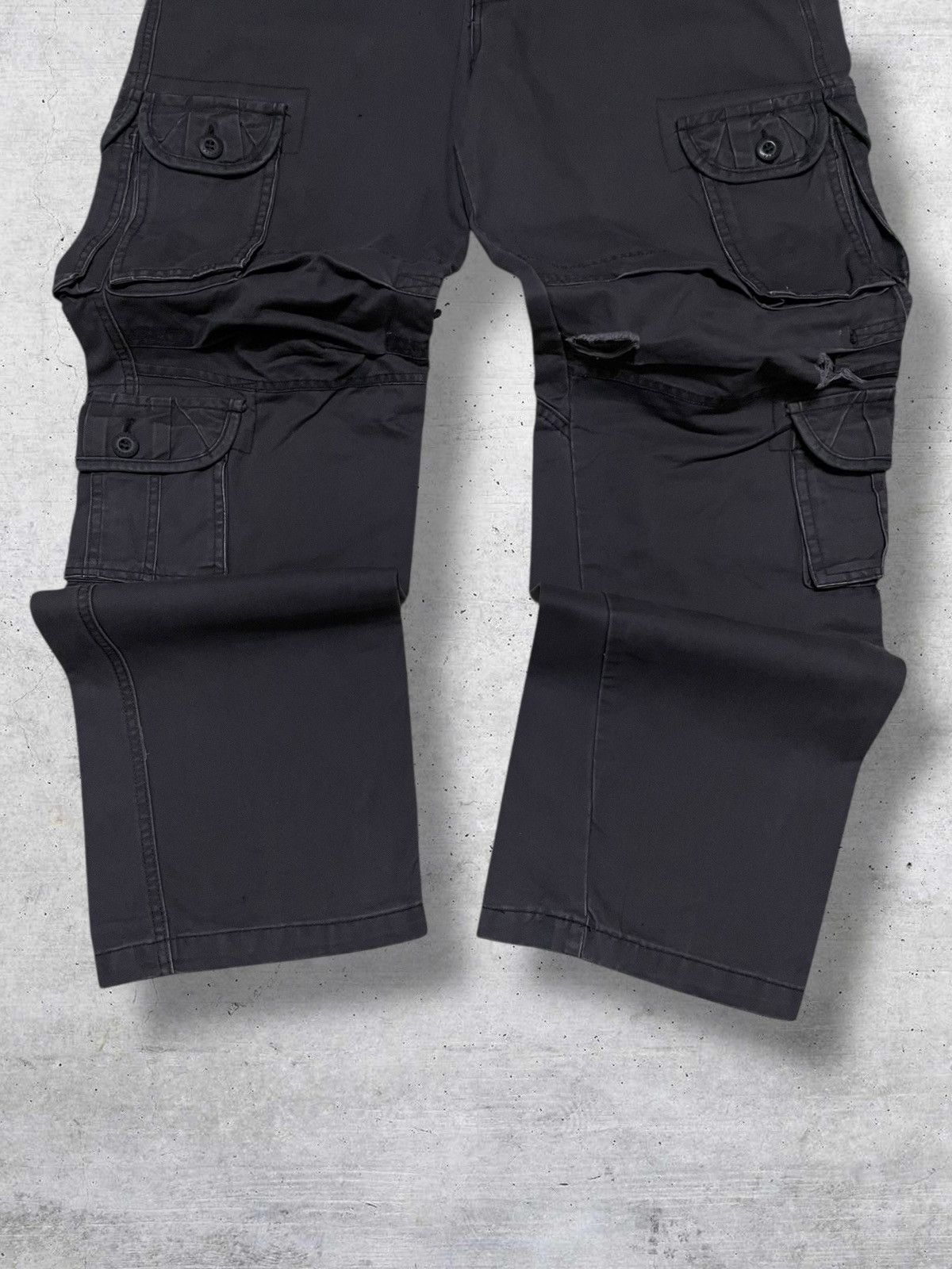 Japanese Brand VINTAGE QIANYIGE JAPAN 90S DESIGNER UTILITY COMBAT CARGO Size US 33 - 3 Thumbnail