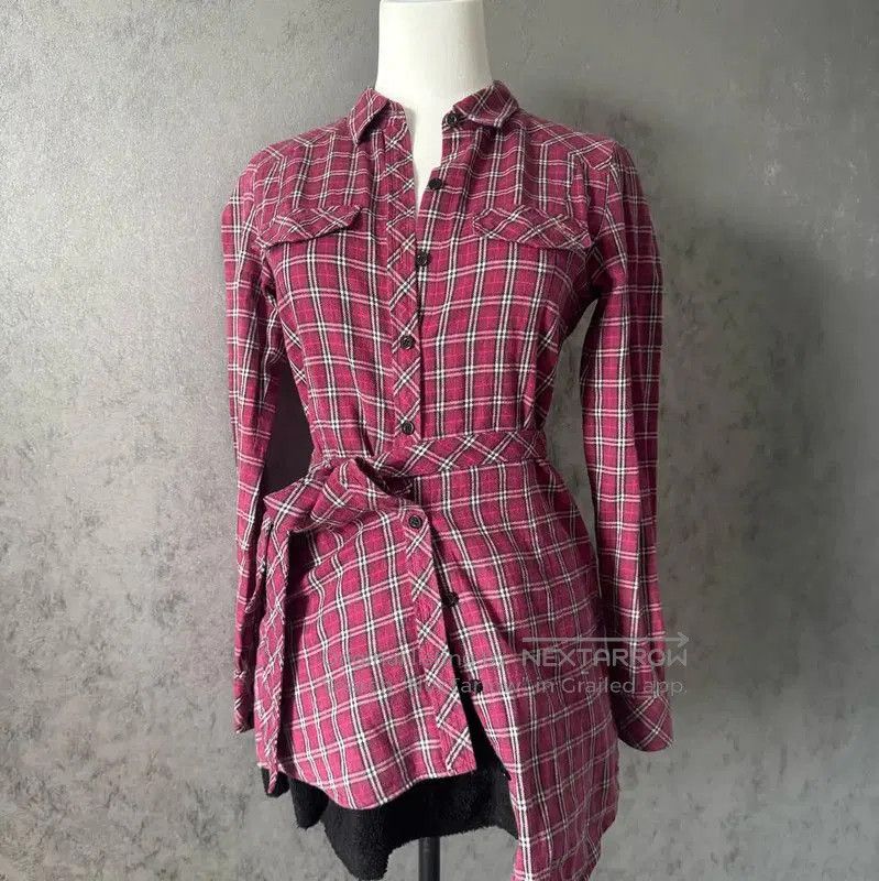 Burberry Burberry Red Checkered Long Sleeve Shirt for Women. Size M / US 6-8 / IT 42-44 - 2 Thumbnail