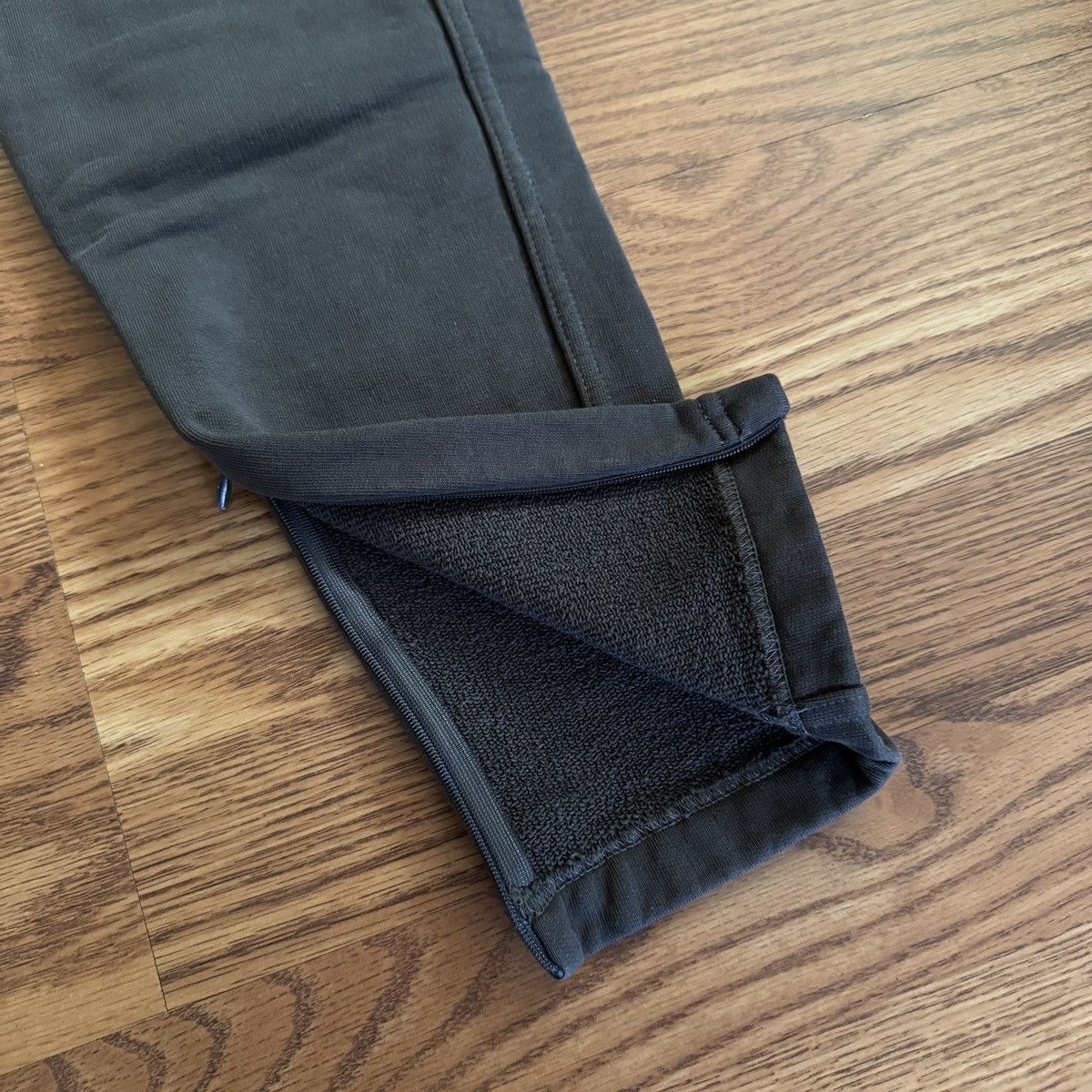 Represent Clo. Represent Clo Blank Sweatpants Size US 32 / EU 48 - 2 Thumbnail