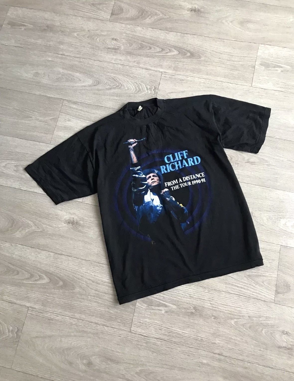 Band Tees × Vintage 🔷Vintage Cliff Richard T-shirt 90s🔷 Size US XL / EU 56 / 4 - 1 Thumbnail