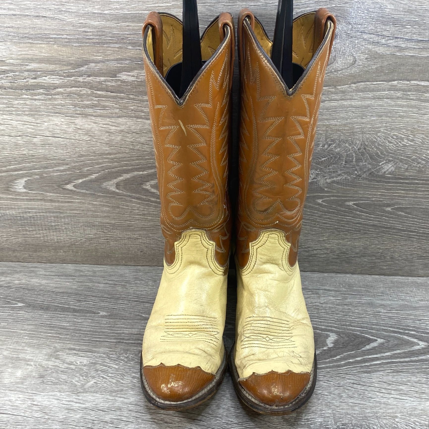 Vintage VINTAGE ACME Cowboy Boots Western Wingtip 6.5 C Brown Cream Two Tone Boot Women Western Cowboy Boots Wingtip 6.5 C Brown Cream ACME Boots Size US 7 / IT 37 - 3 Thumbnail