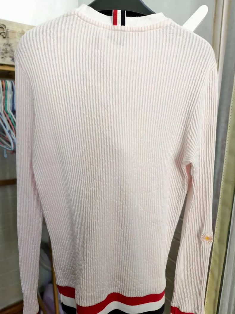Thom Browne Thom Browne Classic round-neck sweater 2503-Nextarrow Size S / US 4 / IT 40 - 2 Thumbnail
